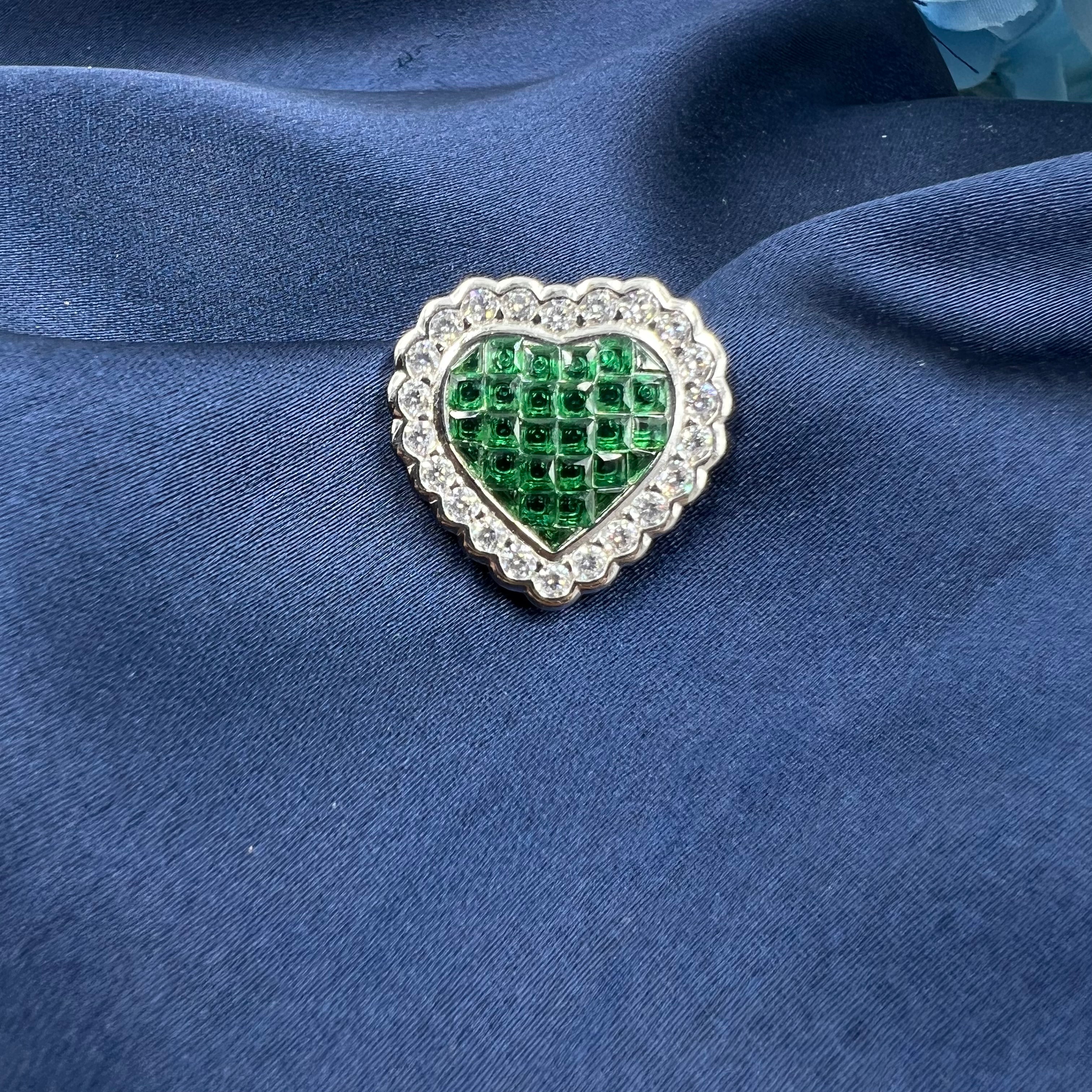 Mira Mint Earrings