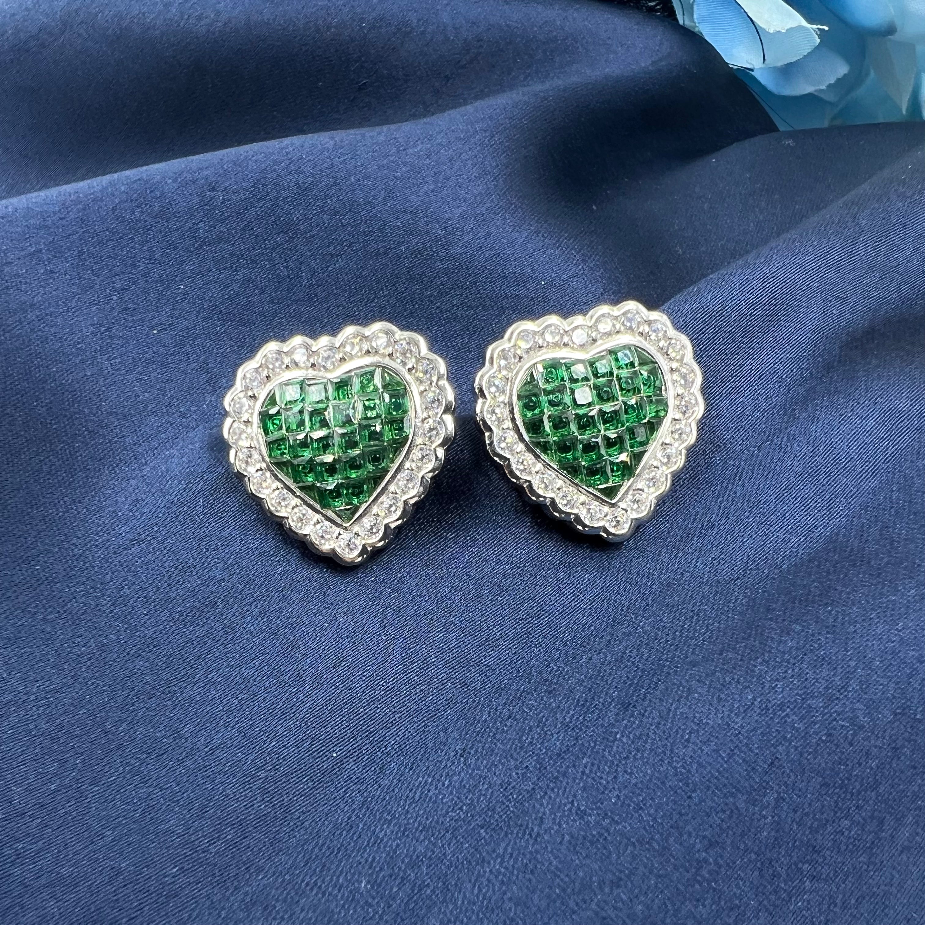 Mira Mint Earrings