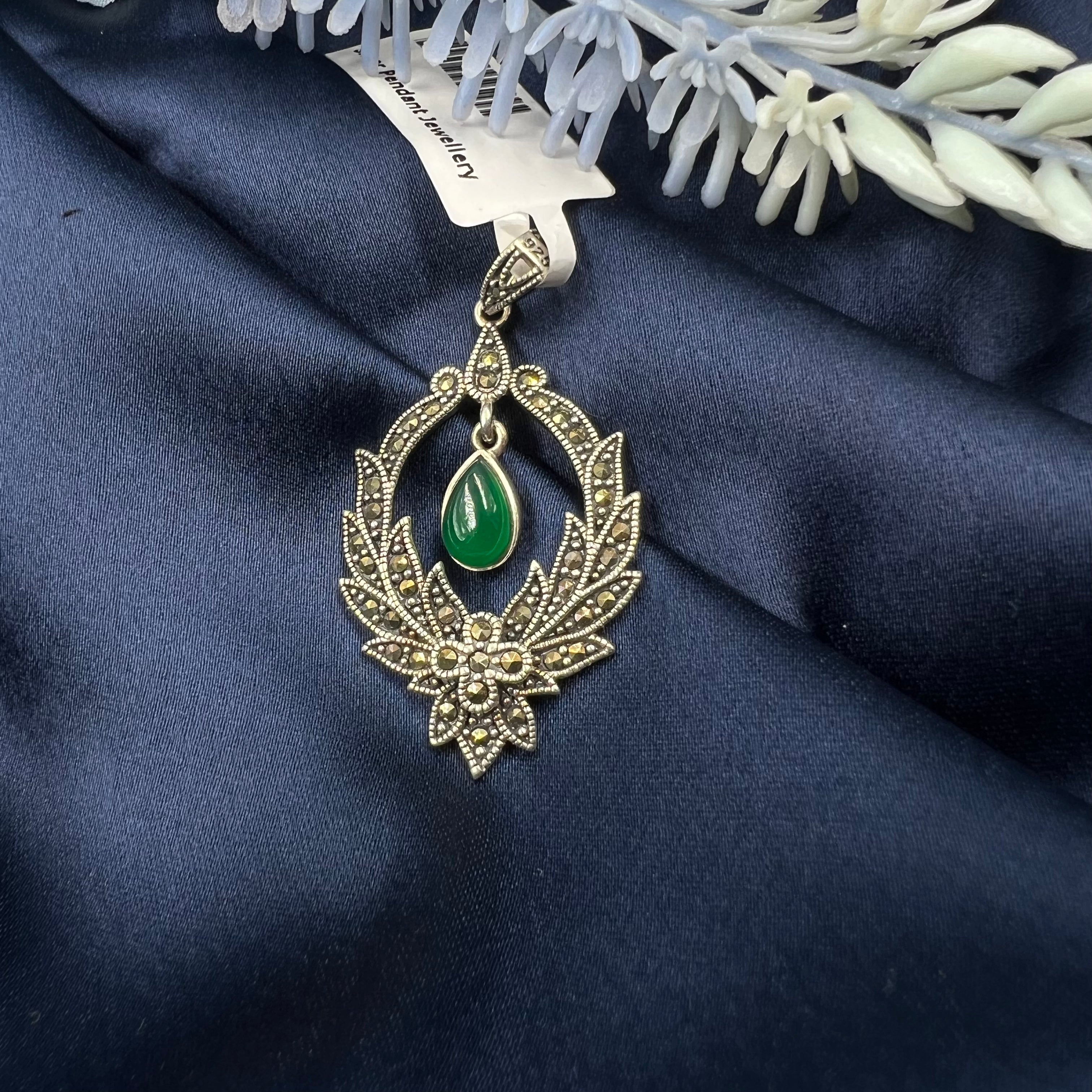 Reeva Marcasite Pendant Set