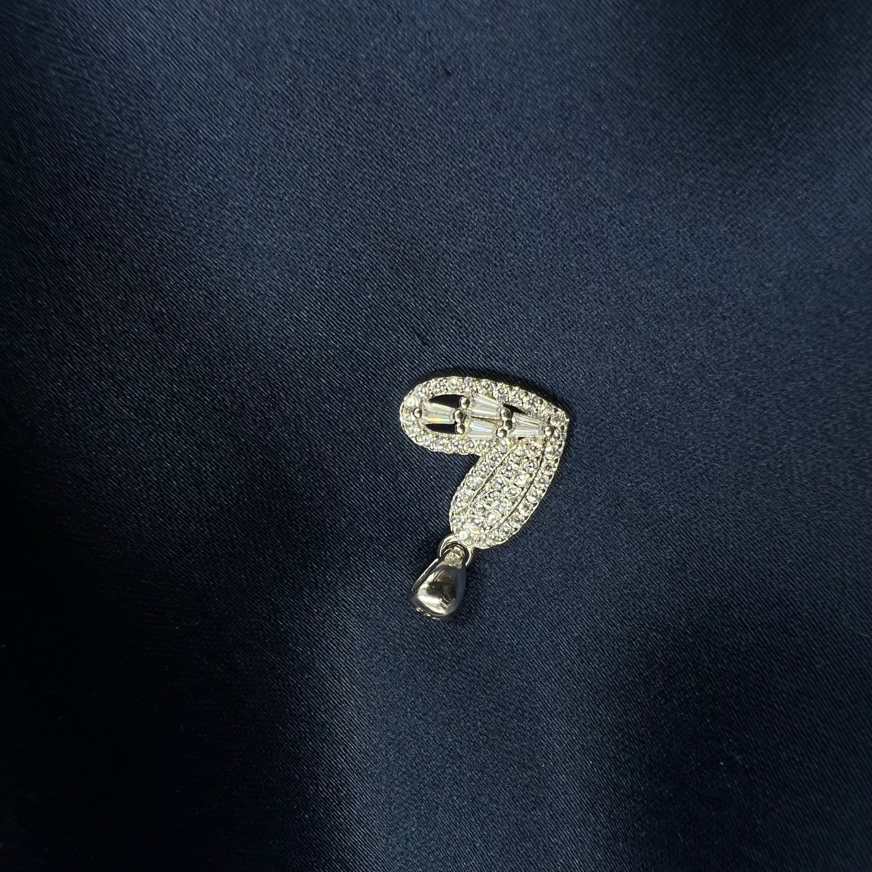 Anaira Pendant Set