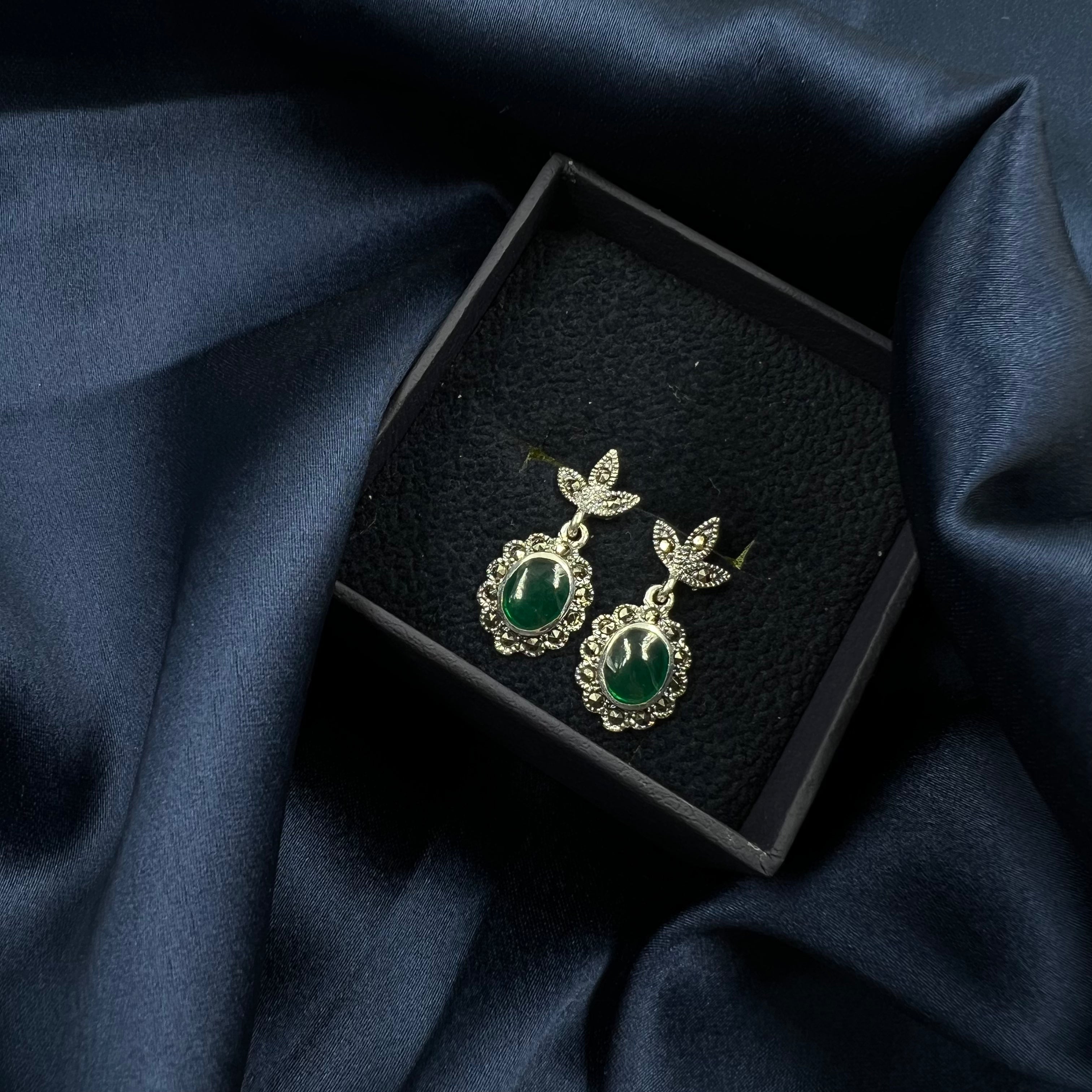 Pure Aura Marcasite Pendant Set