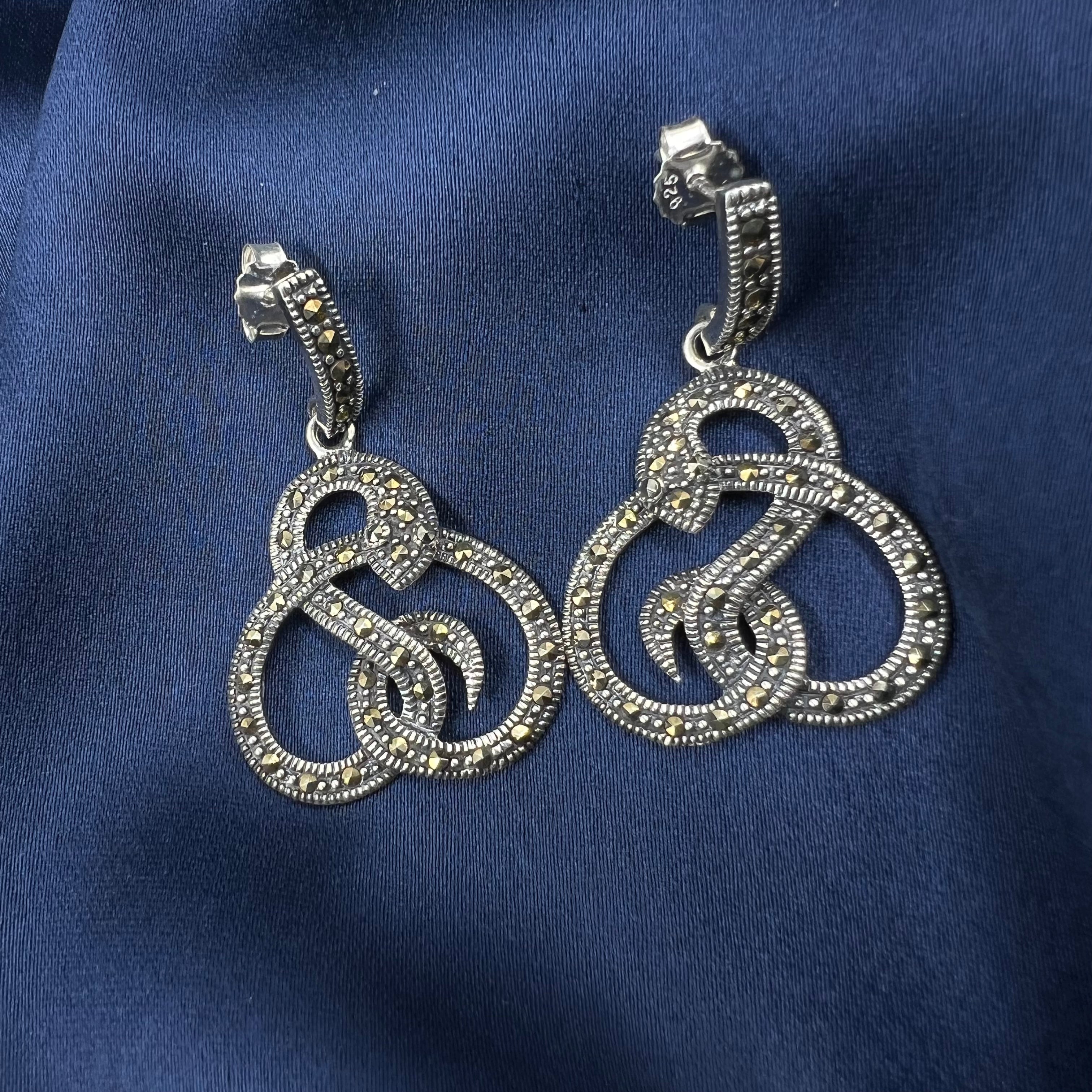 Pristine Marcasite Pendant Set