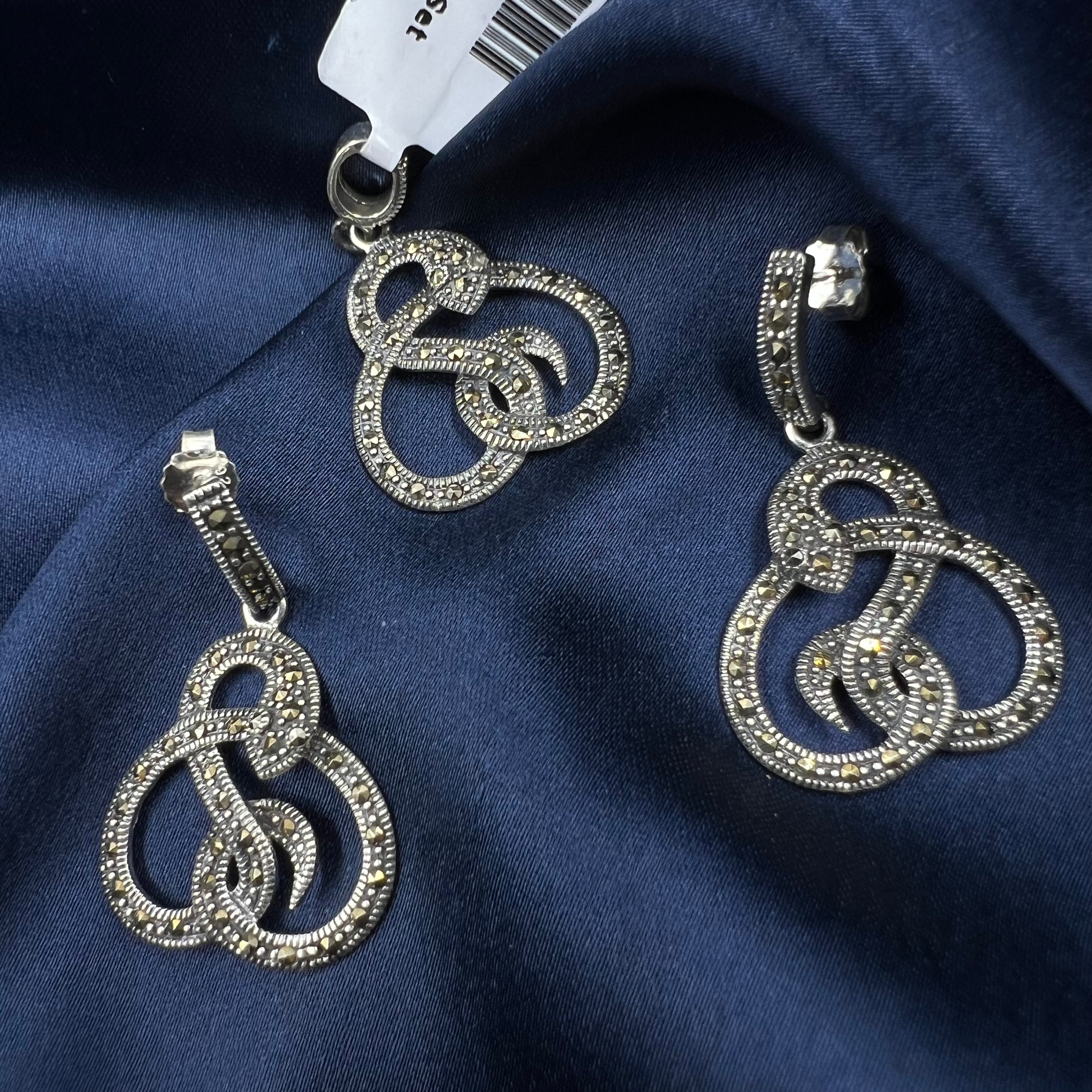 Pristine Marcasite Pendant Set