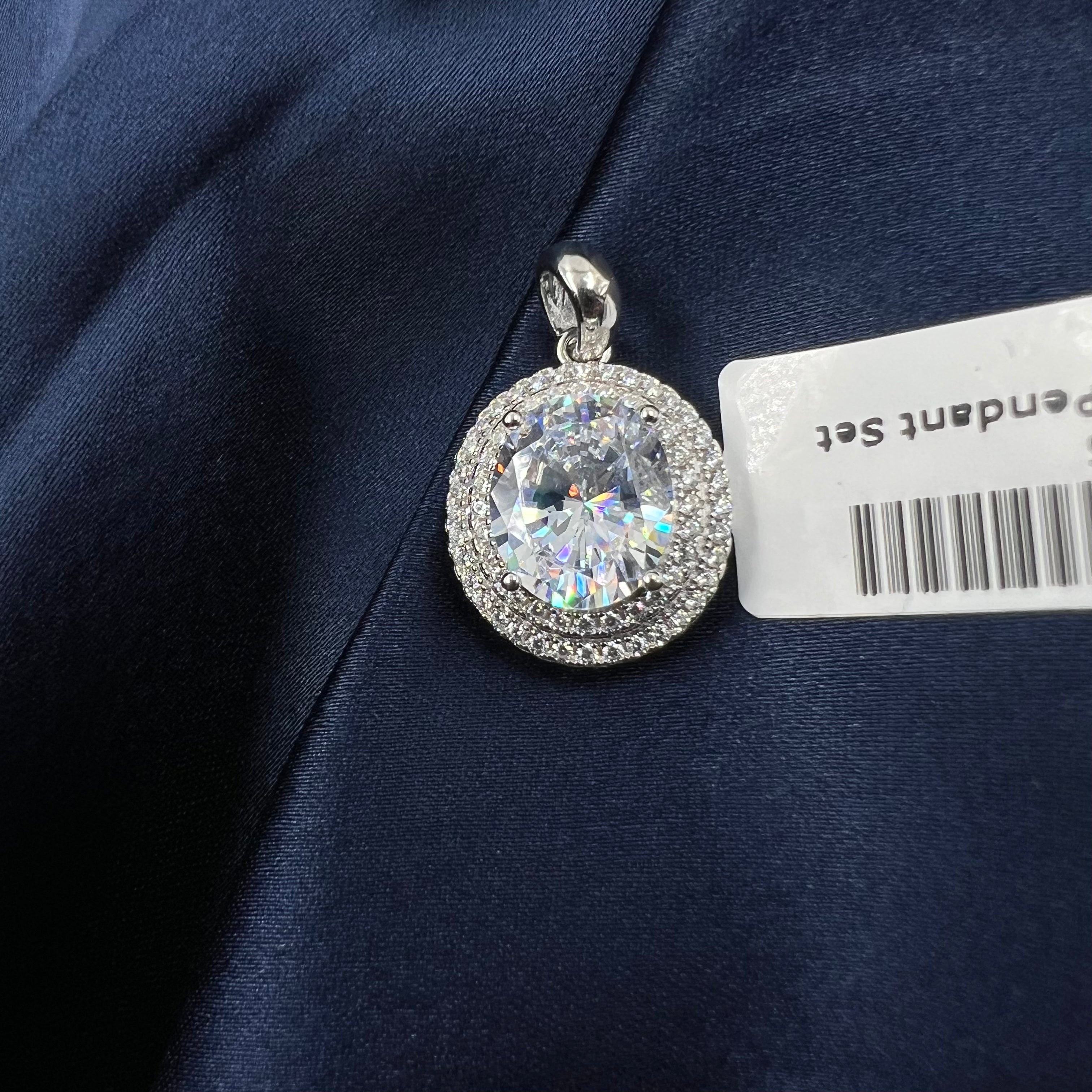 RadiantFlare Pendant Set