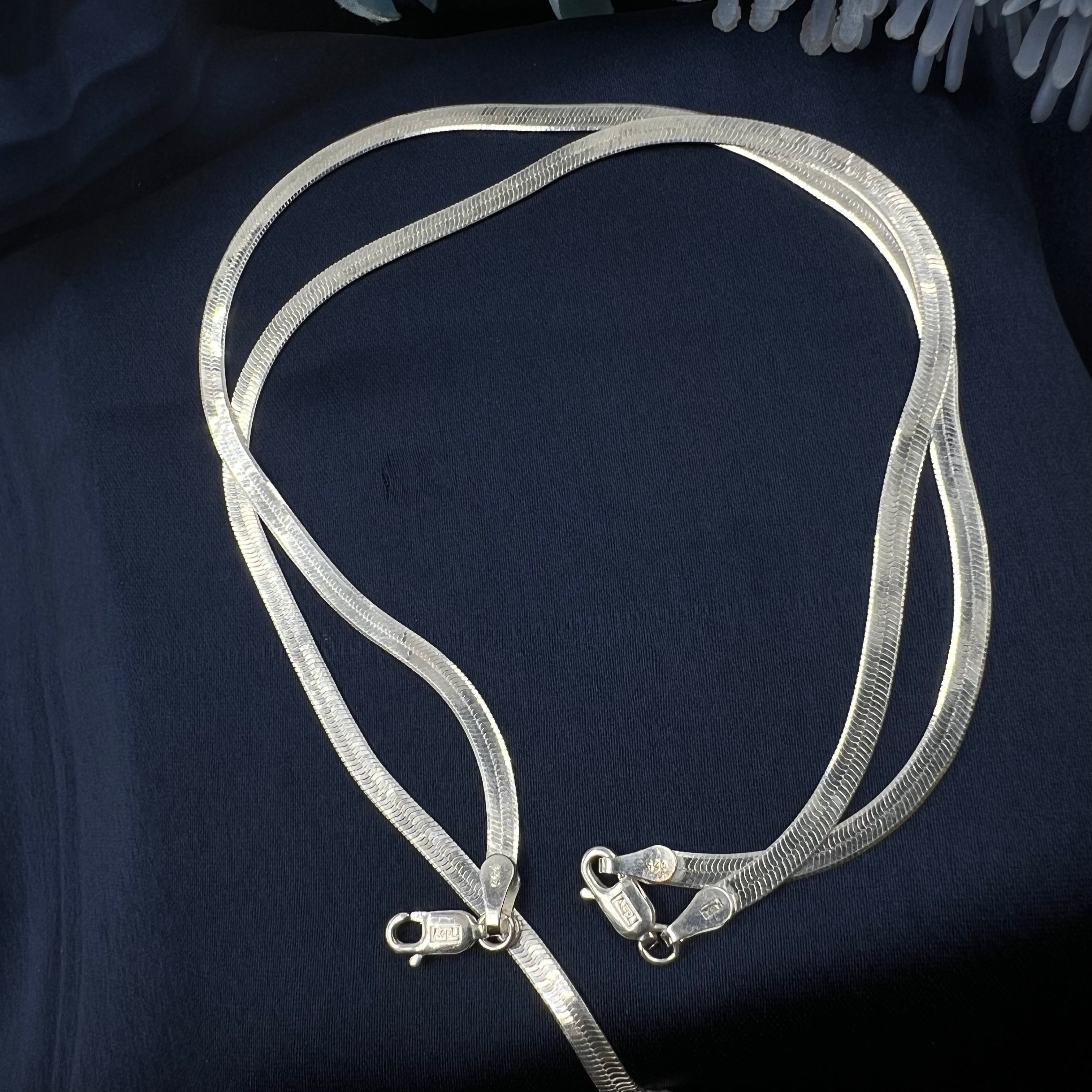 Vellora Snake Anklet