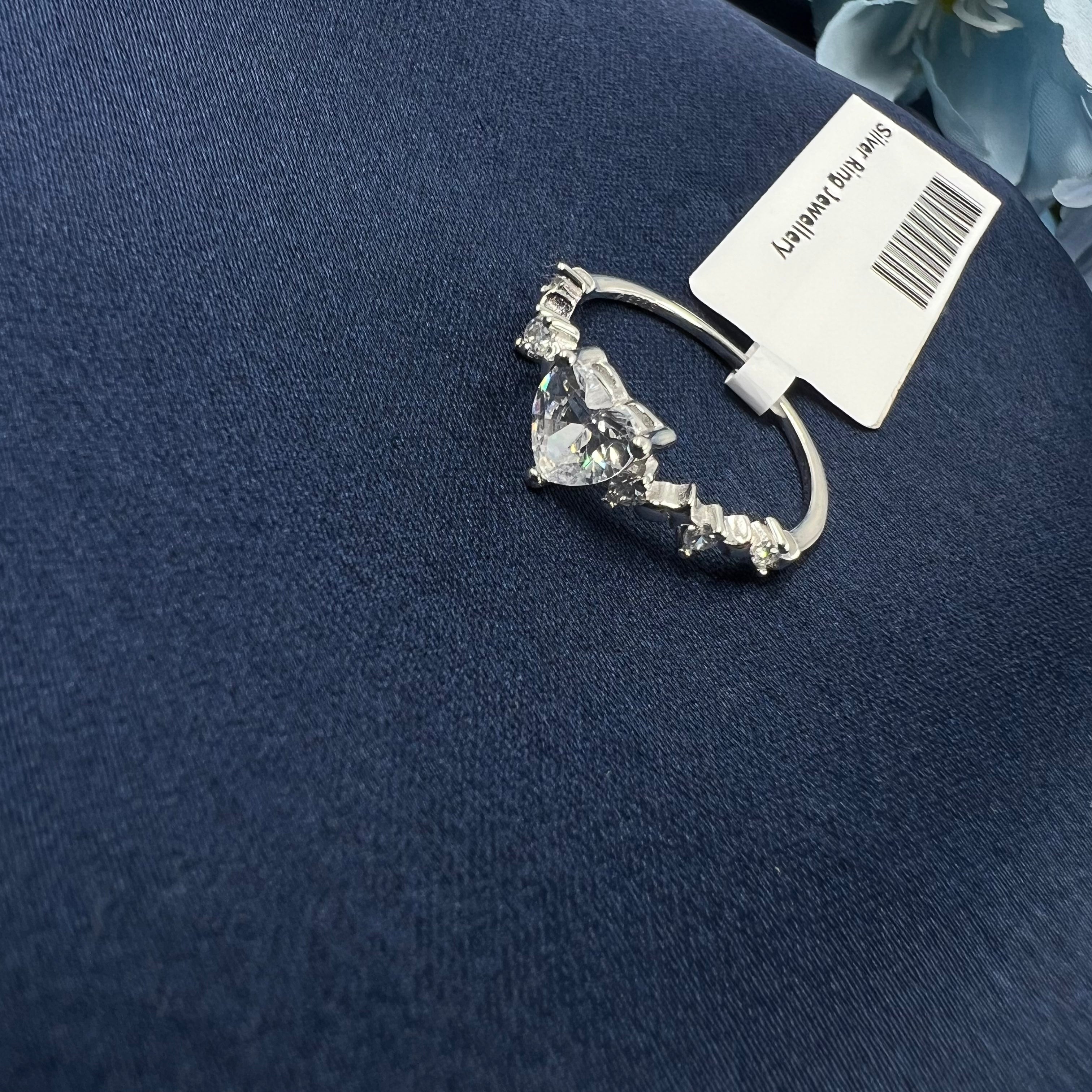 Mira Heart Ring