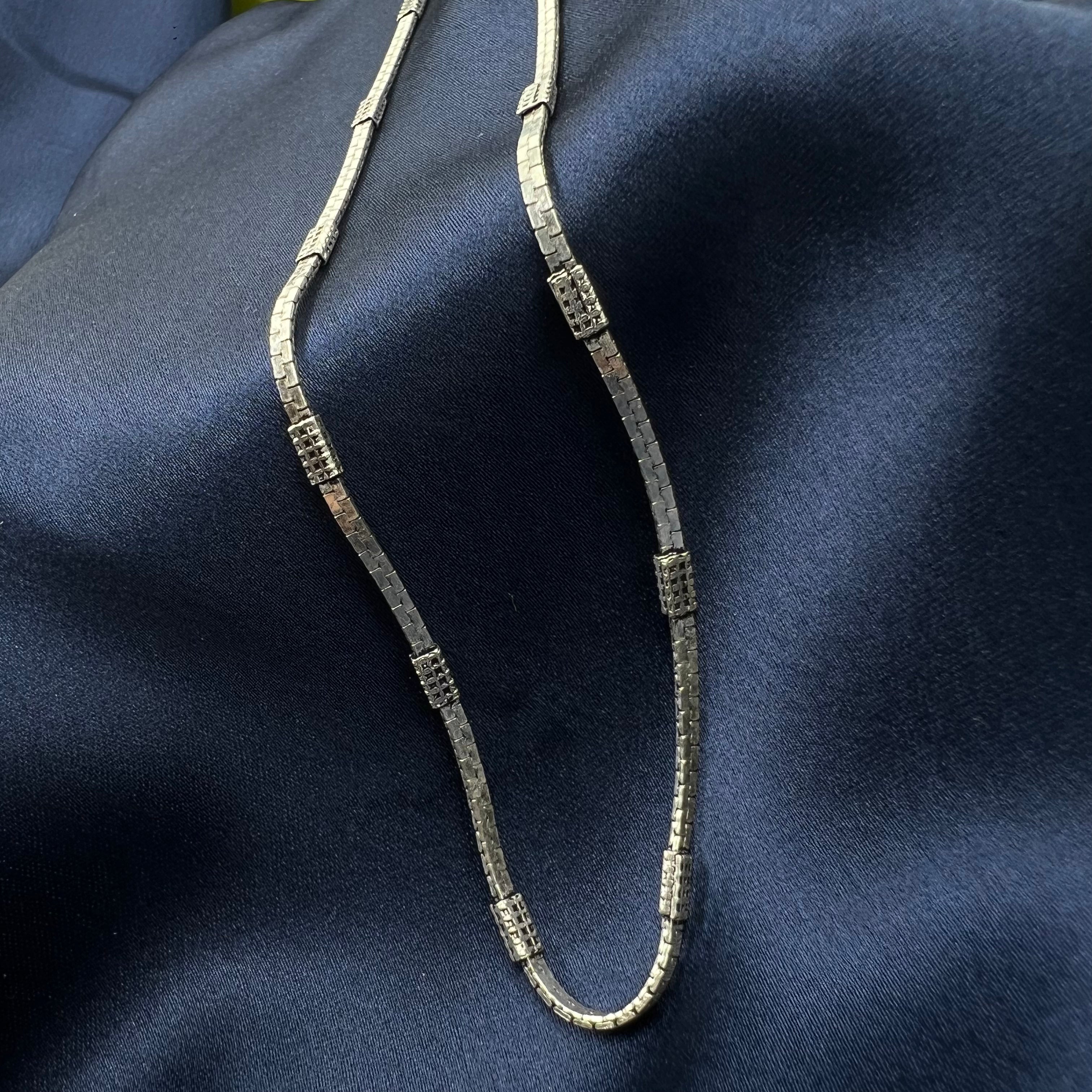 Silver Metallic Men's Chain