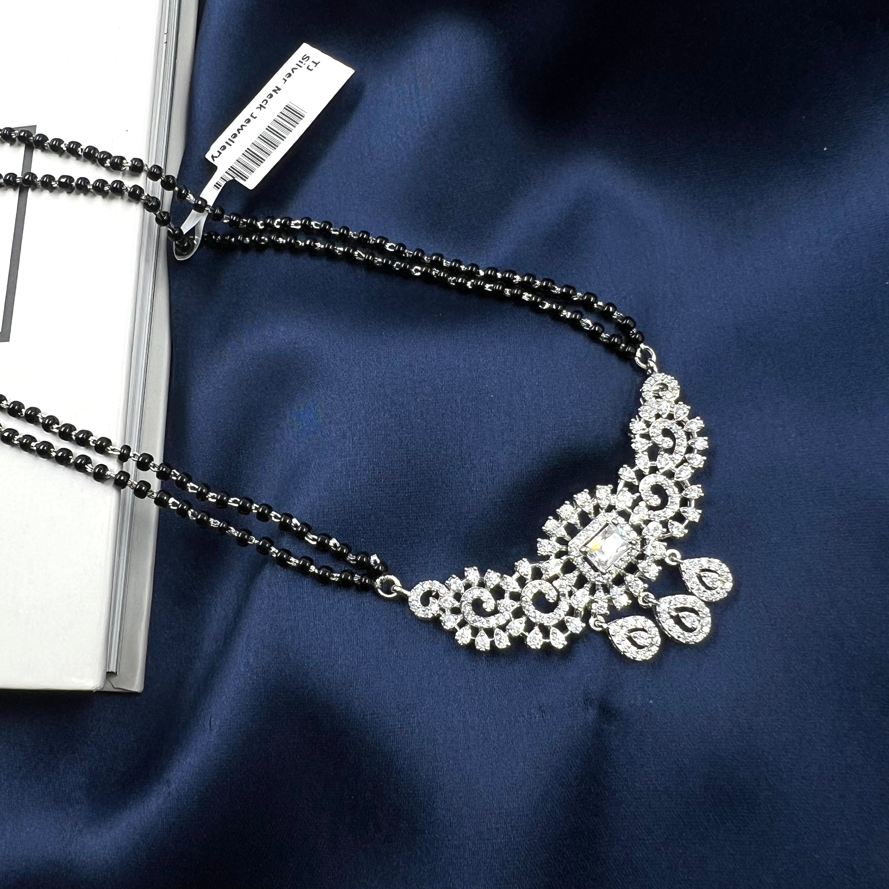 Divyani Mangalsutra Set