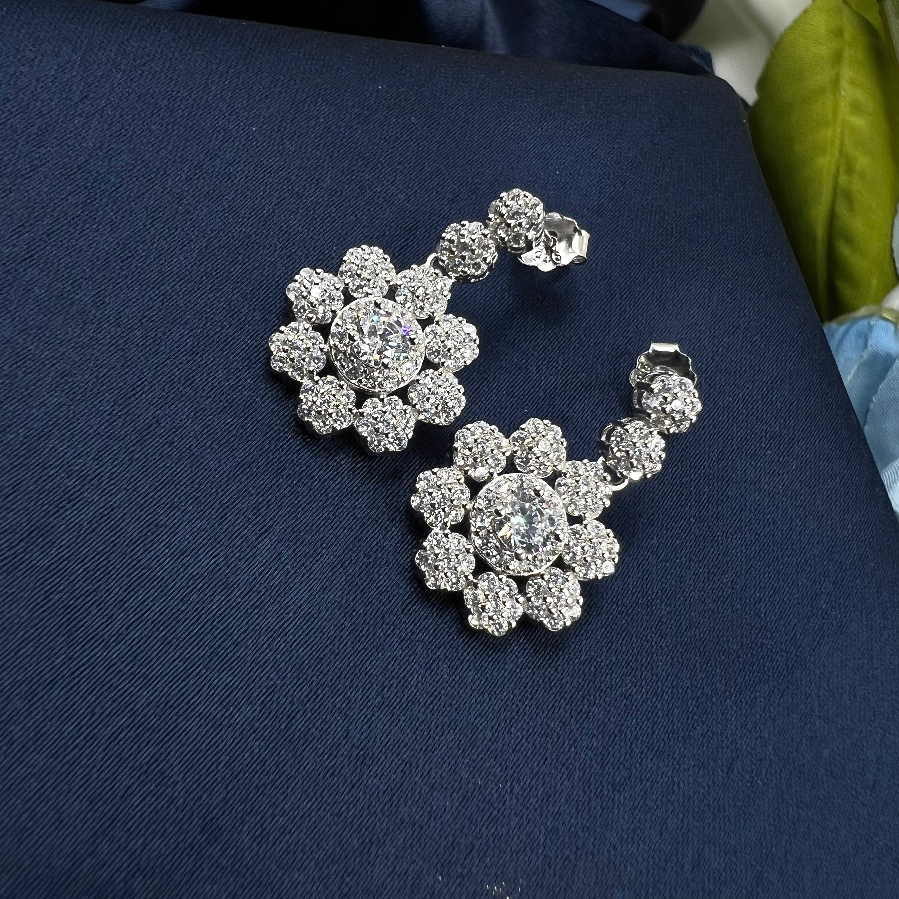 Elina Necklace Set