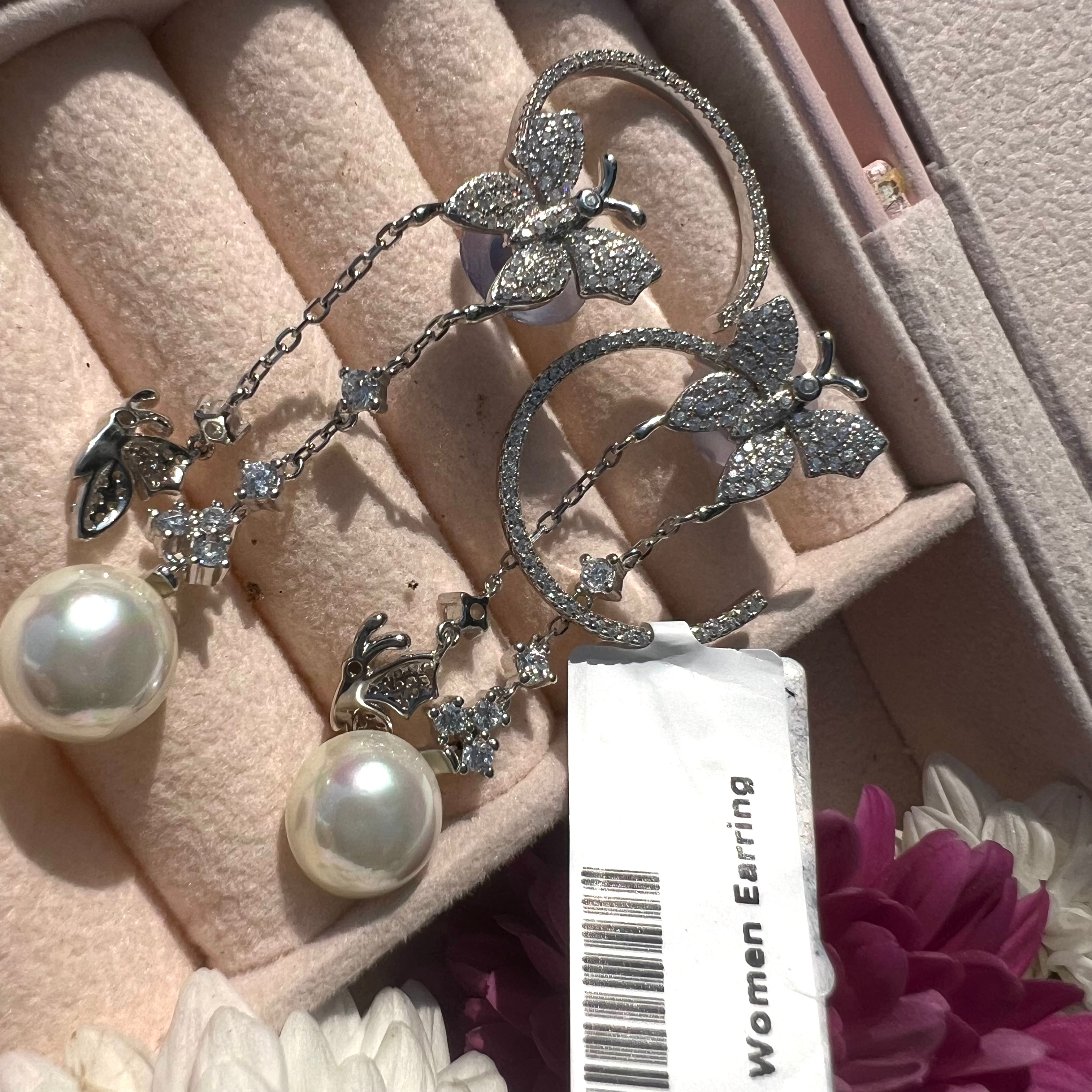 Flutter Gleam Earrings