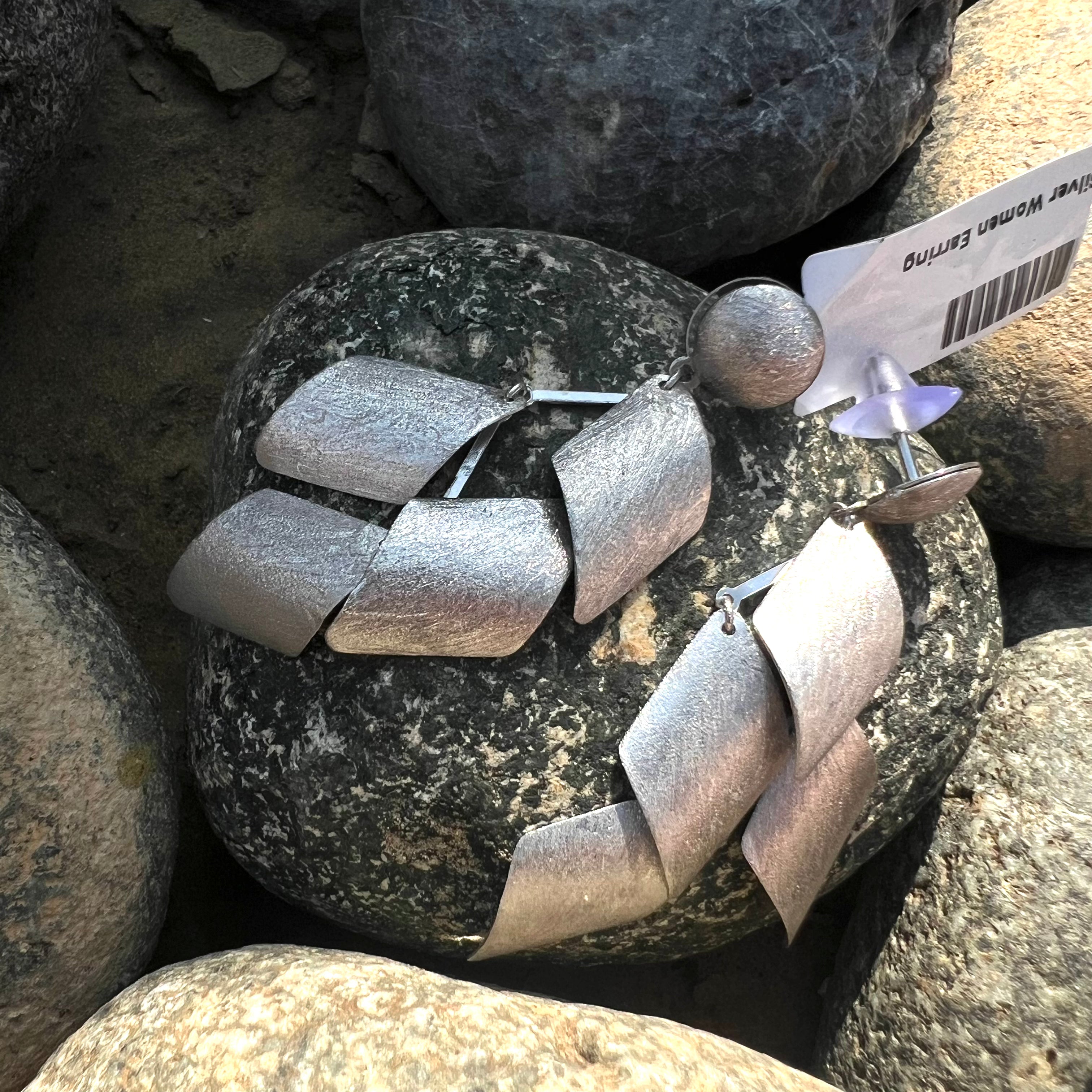 Victoria Dancing Earrings