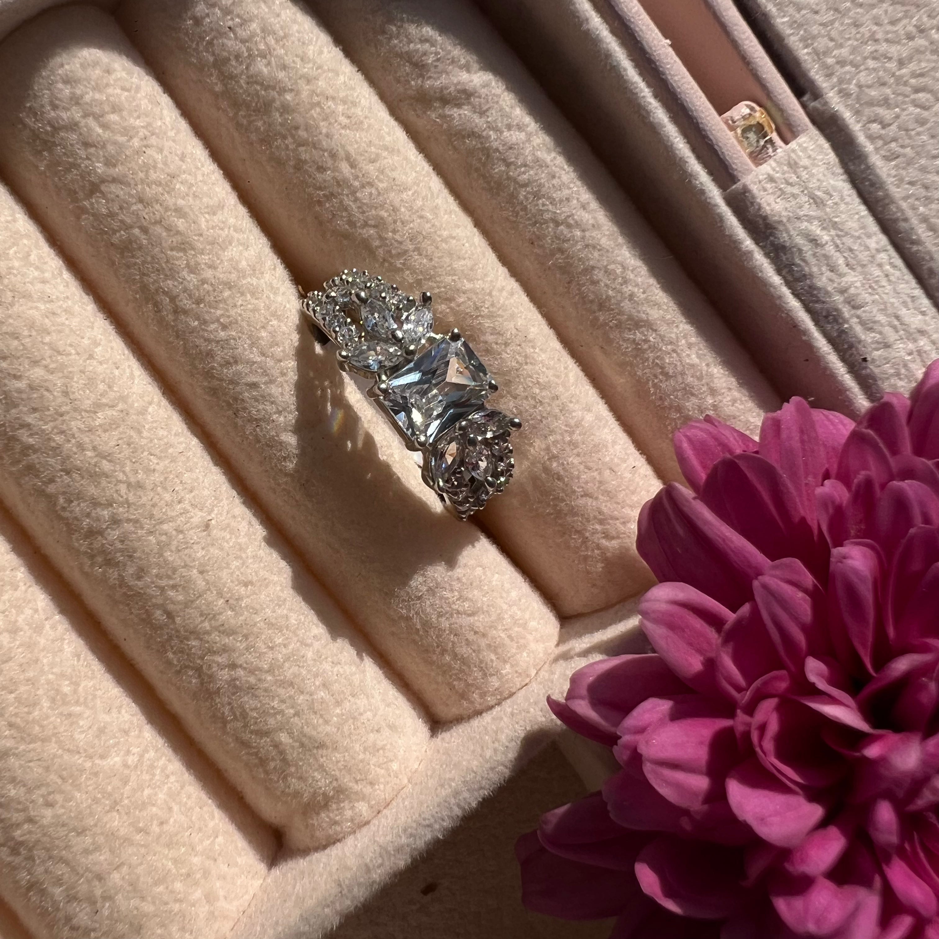 Mirage Loop Ring