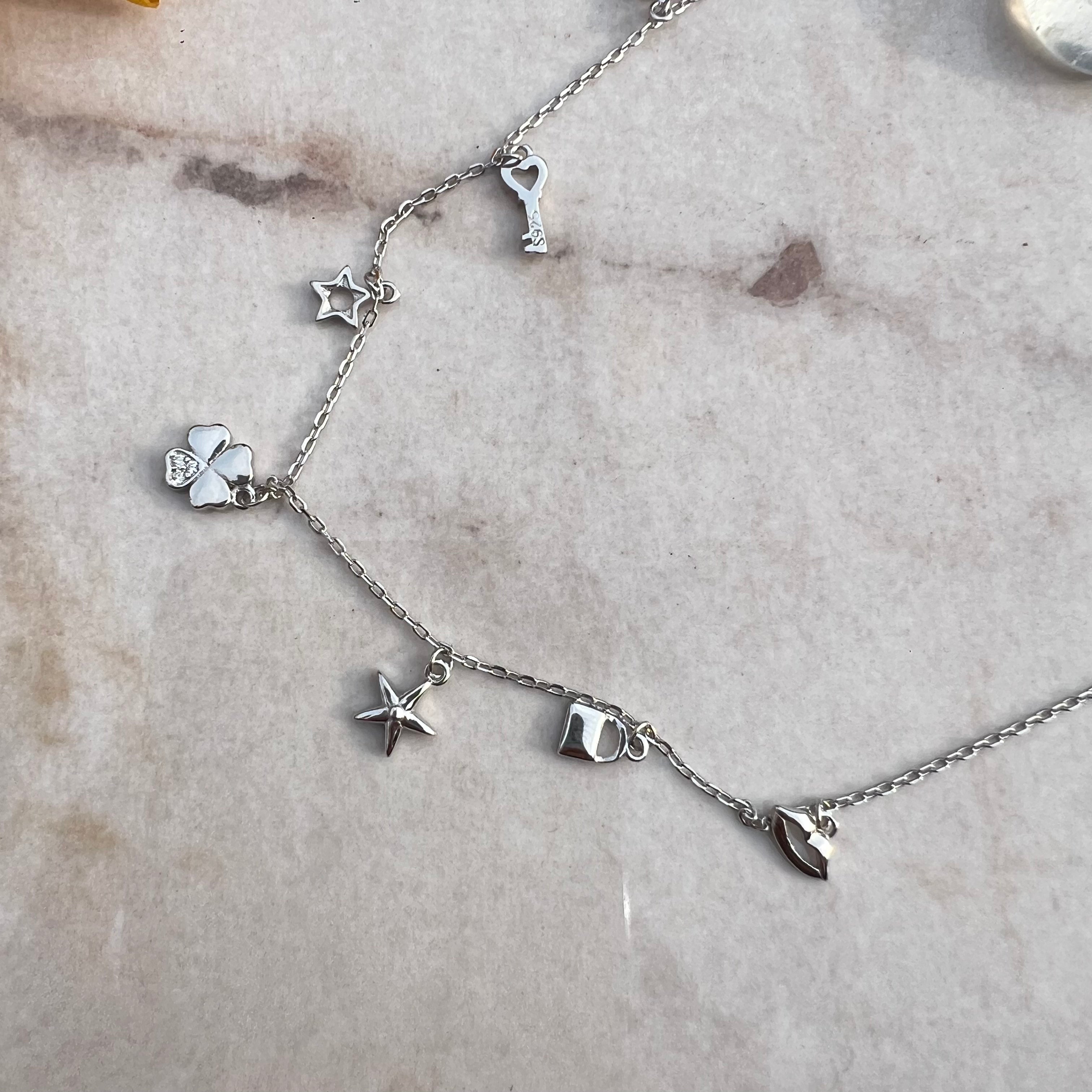 Élan Charms Bracelet