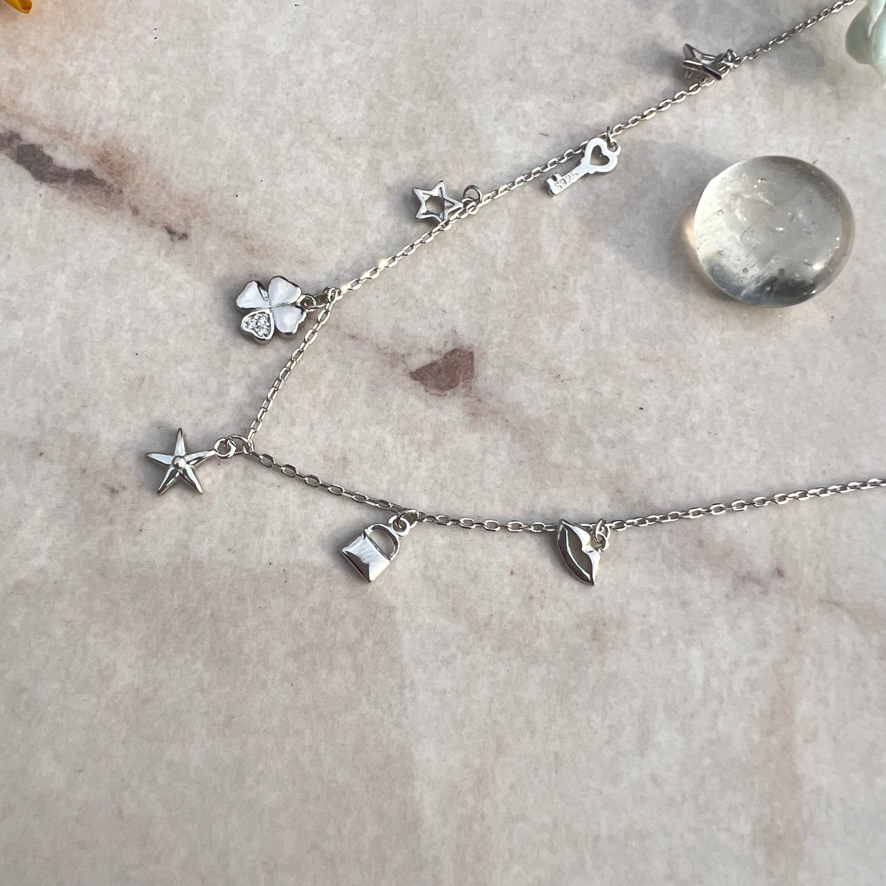 Élan Charms Bracelet