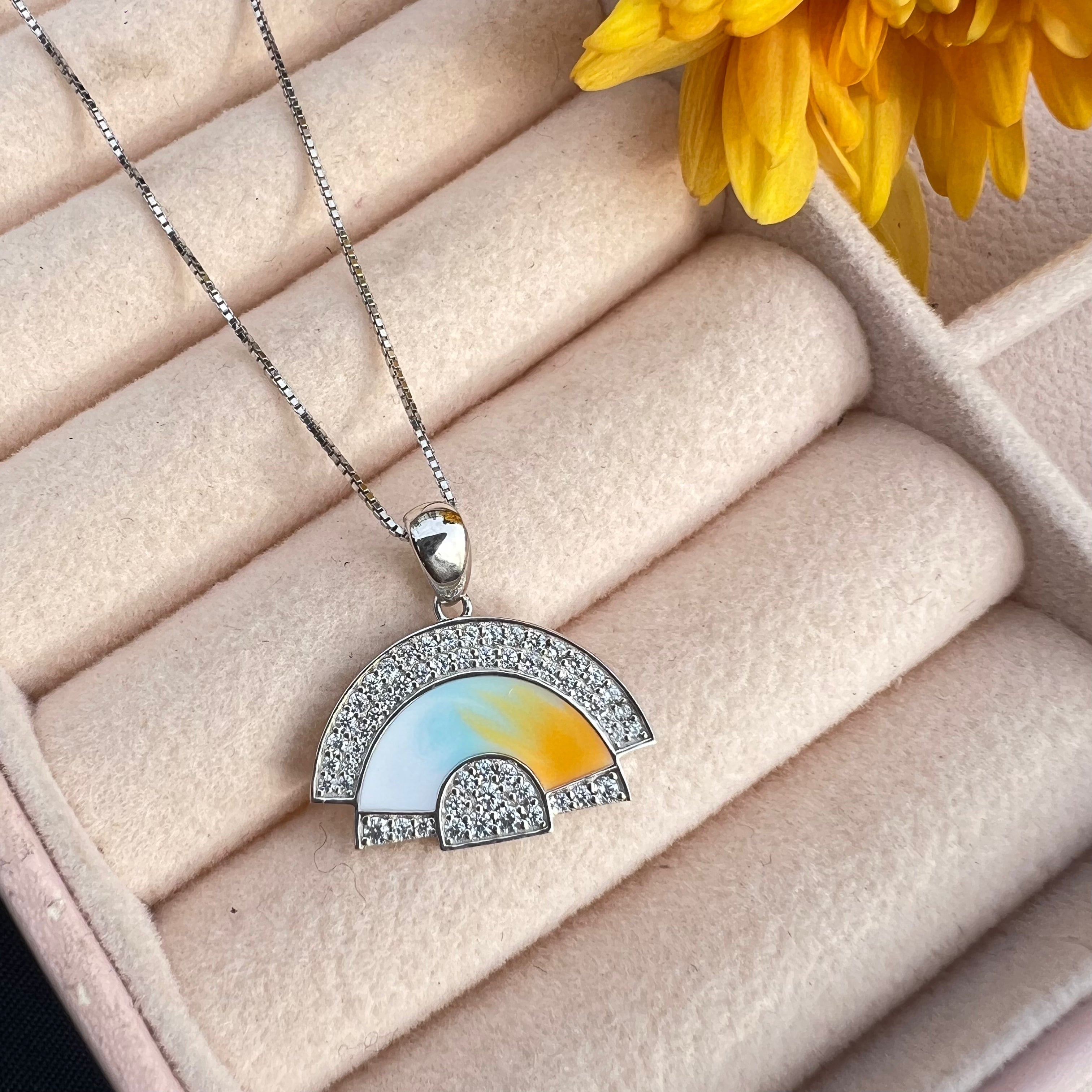 Noire Rainbow Pendant