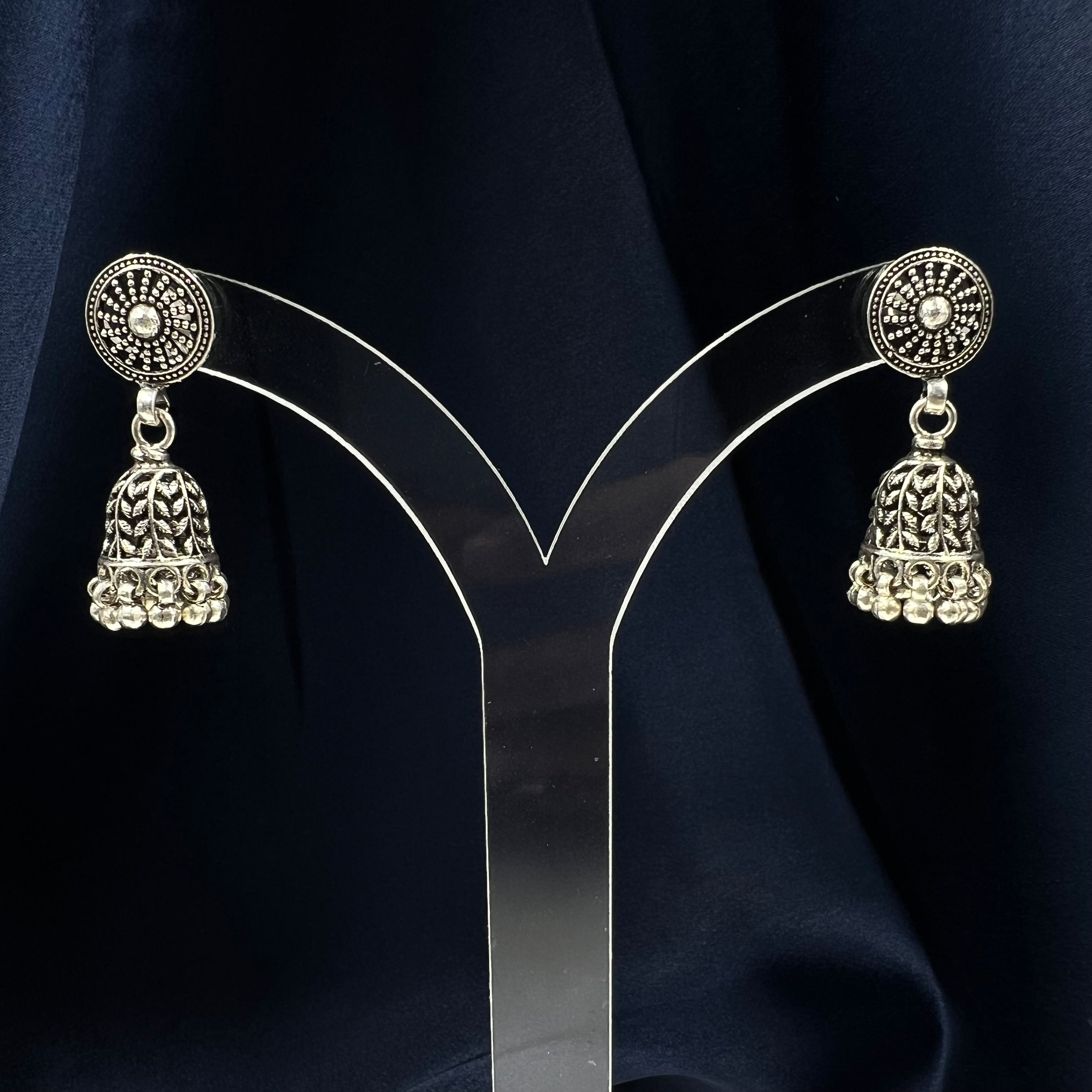 Aarohi Jhumkas