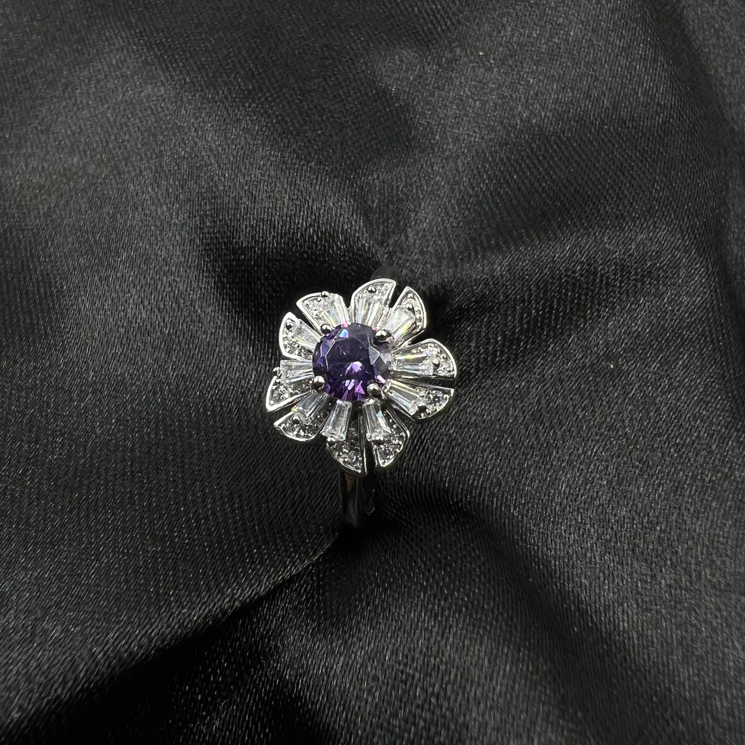 Violet Kiss Ring