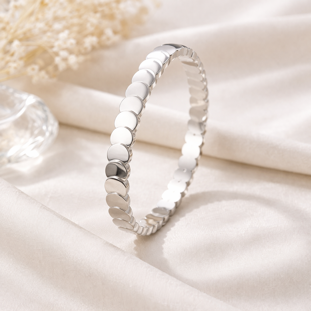 aurelia 925 silver bangle