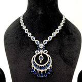 Blue long necklace crafted in 925 silver