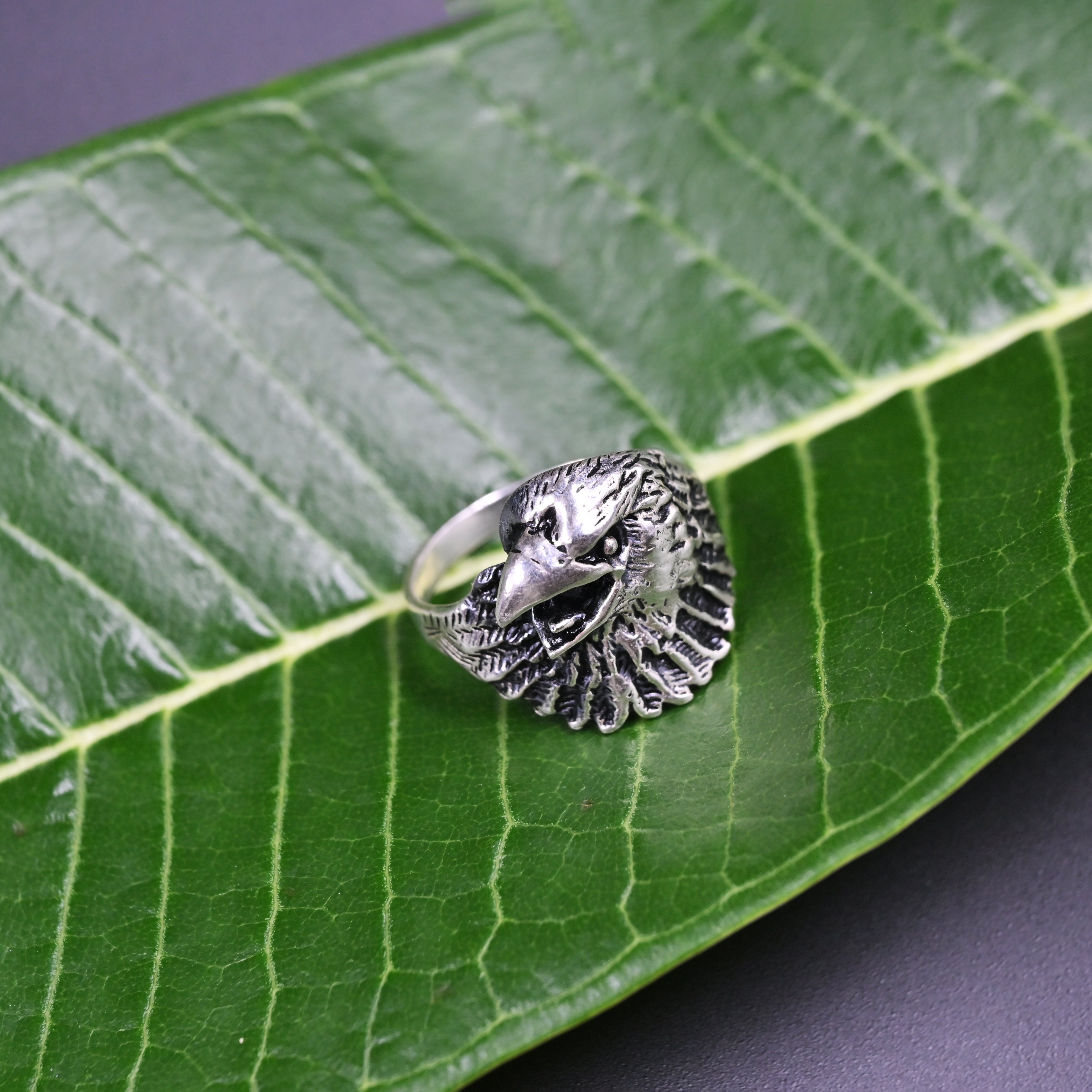 Bold 925 silver Predator Ring design
