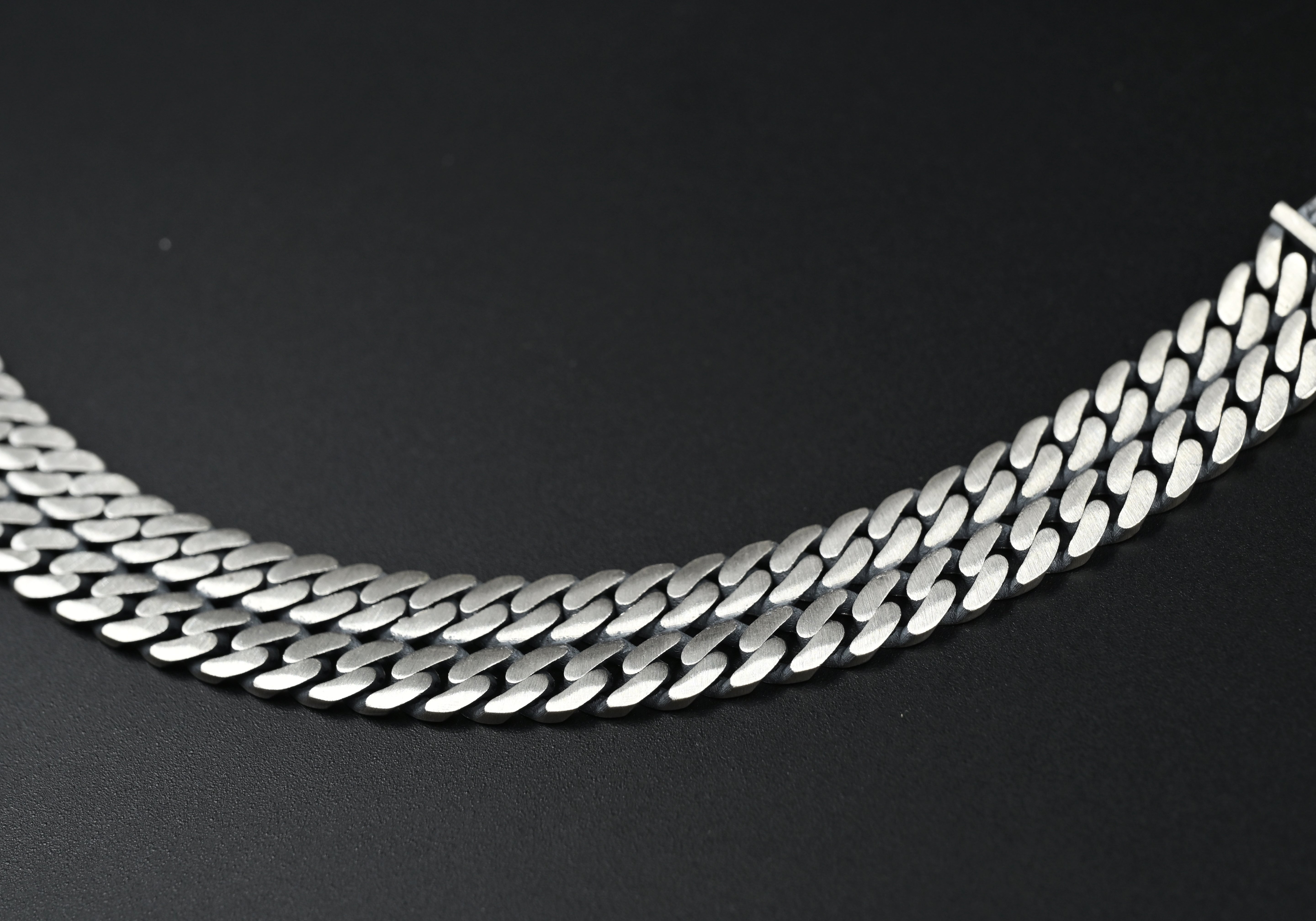 Bold 925 silver Magnum Bracelet design