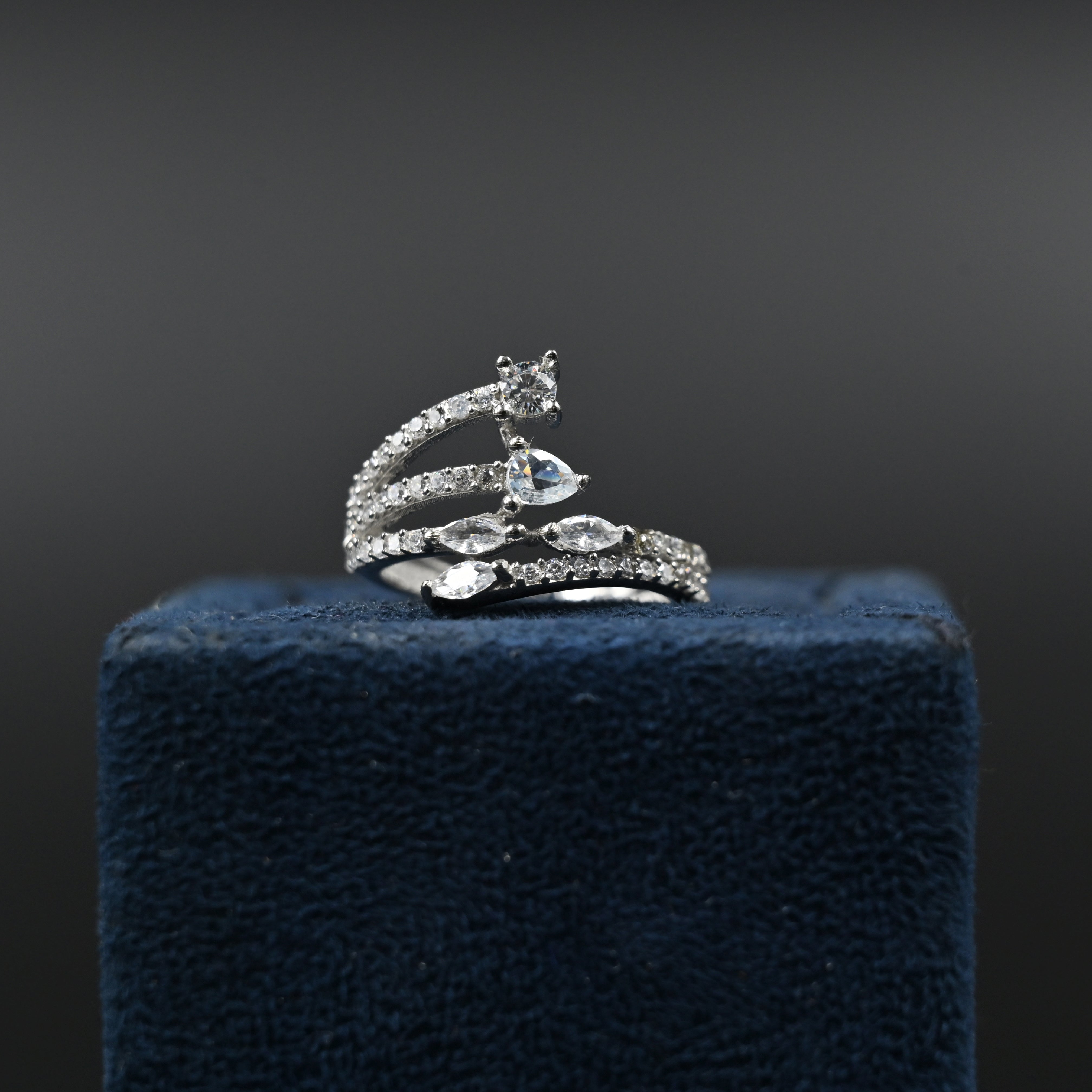 Celestial Lyra ring design