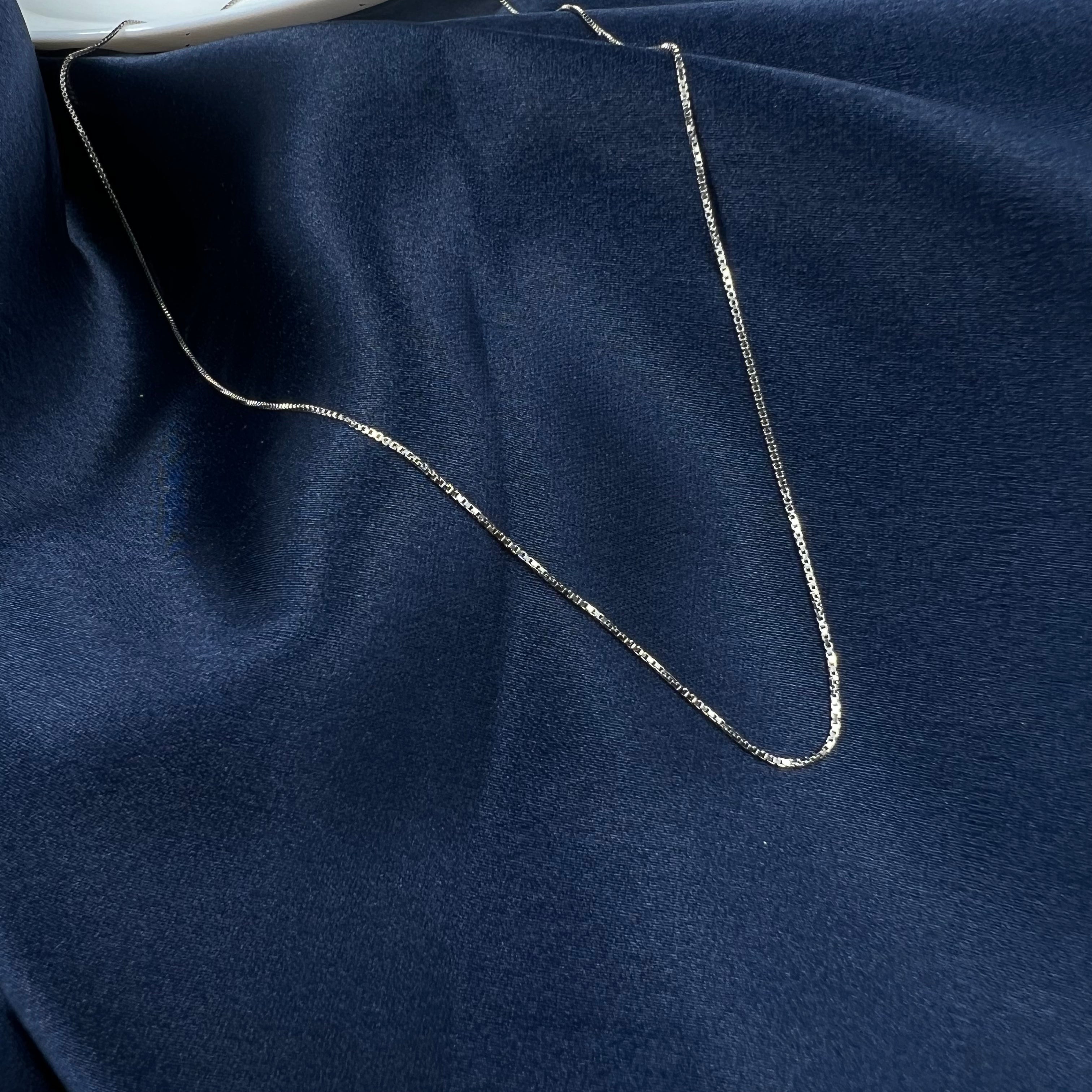 Classic silver link chain