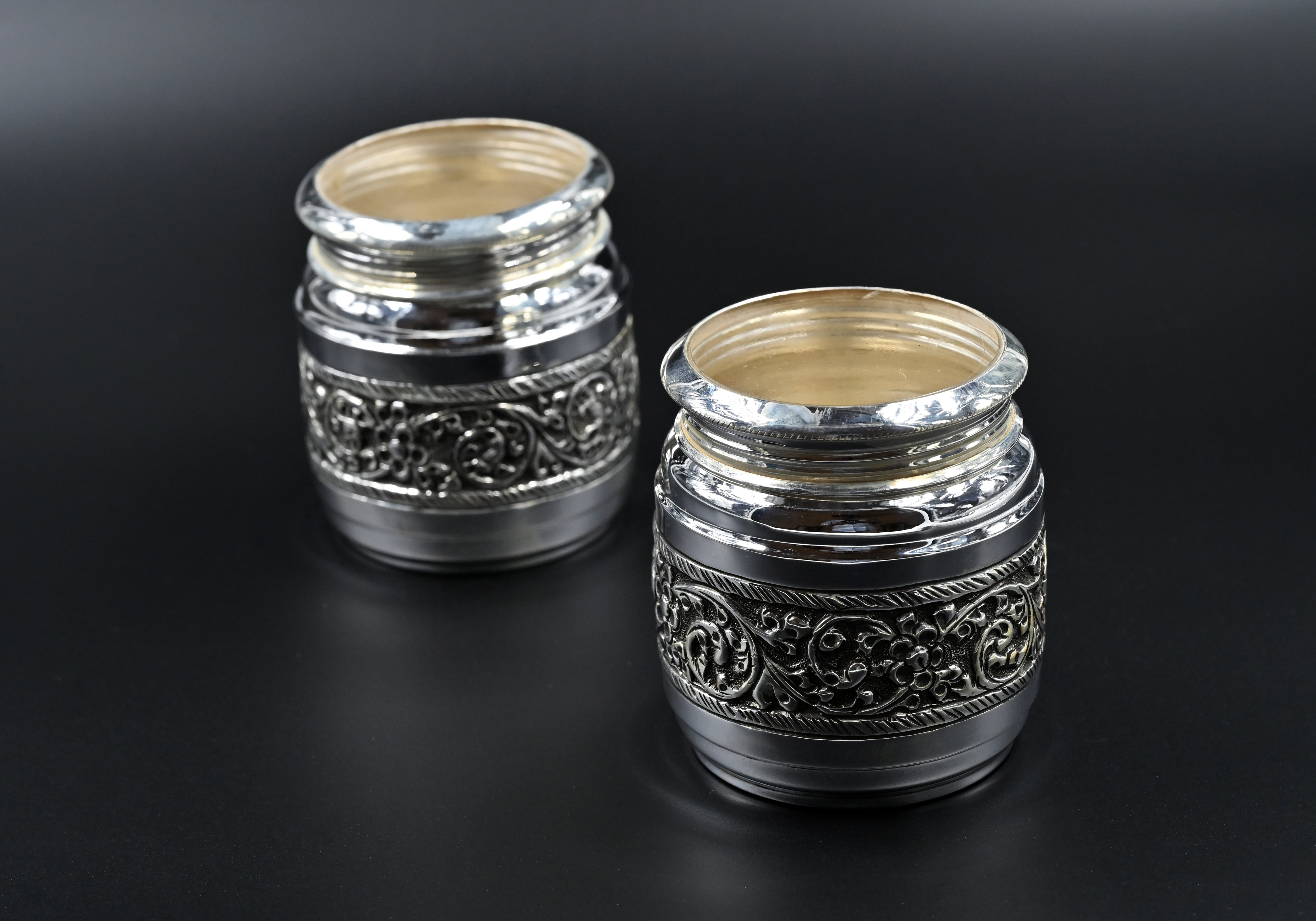 Countertop dry fruit jars