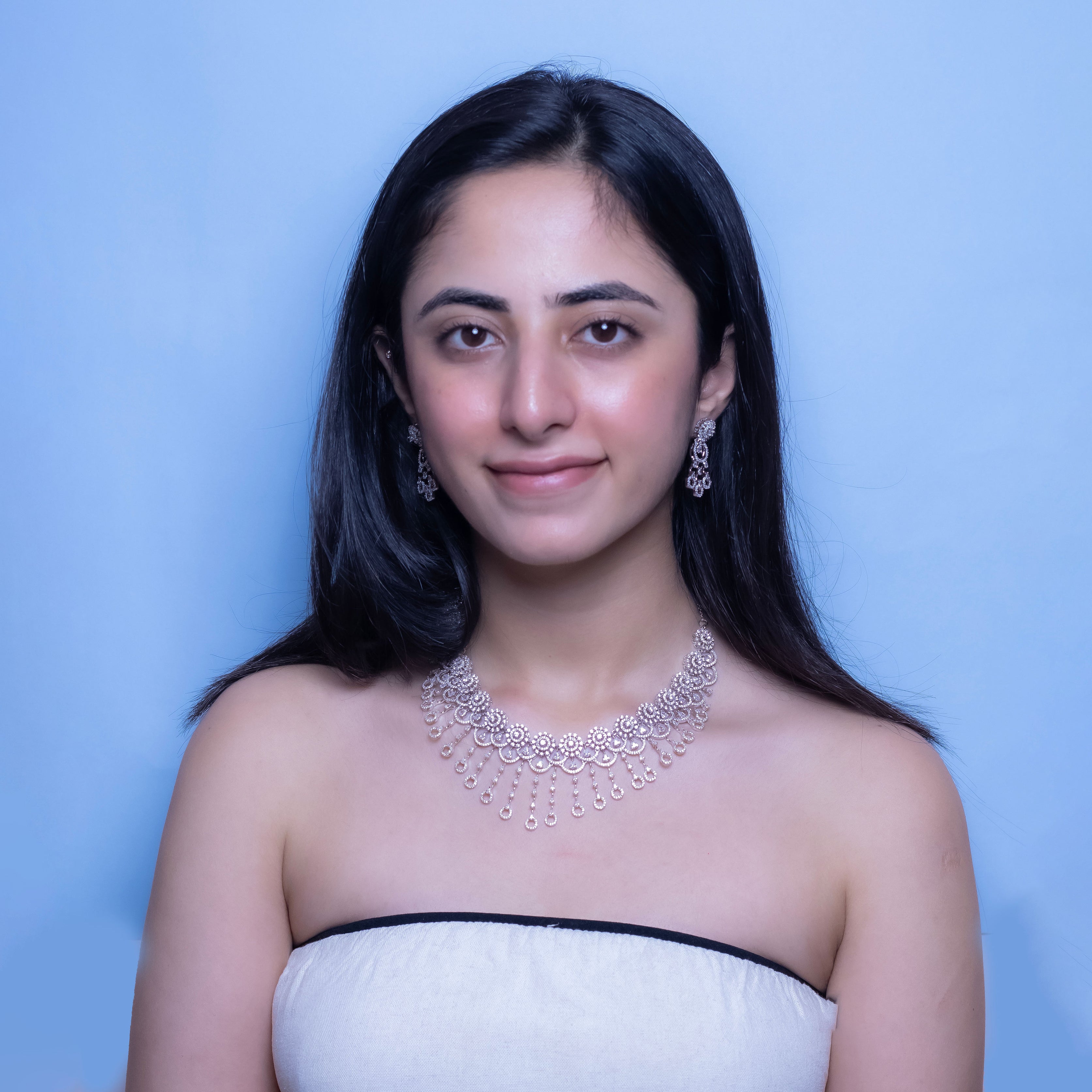 Delicate Seraphine necklace jewellery set