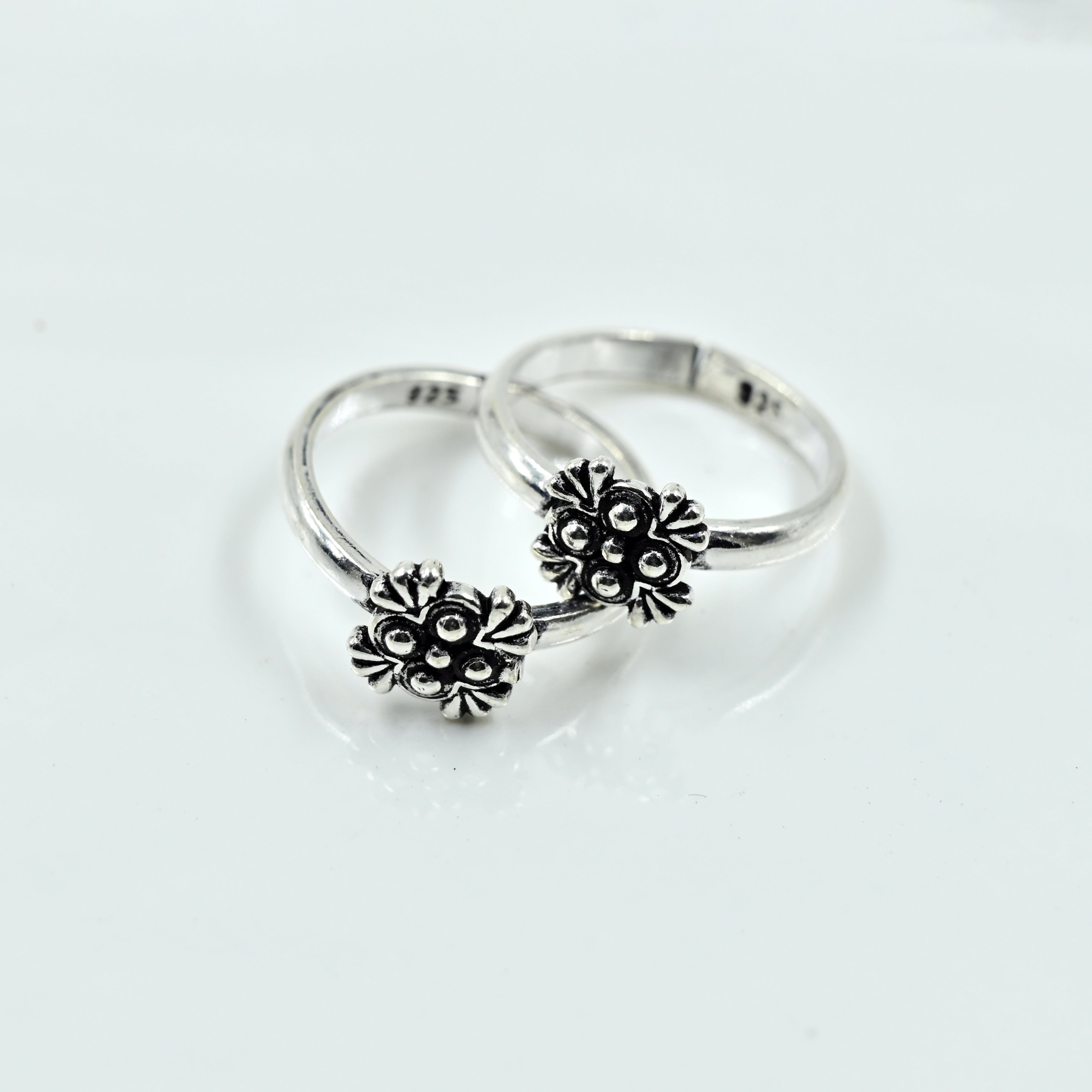 Designer Phoolira toe ring 925 silver