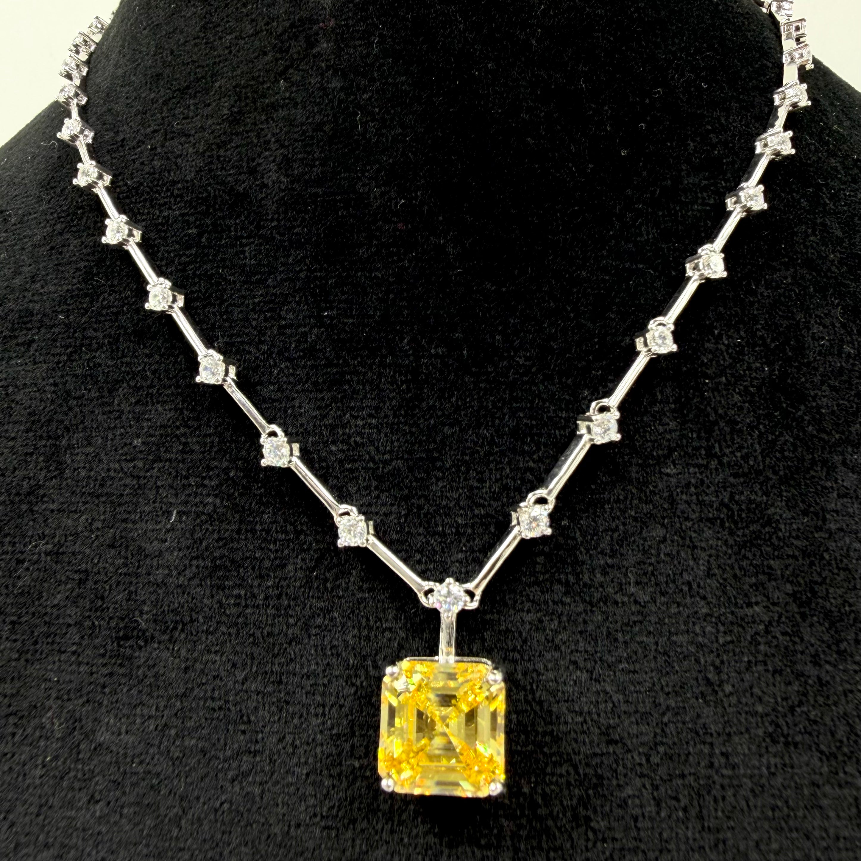 Designer yellow stone necklace 925 silver