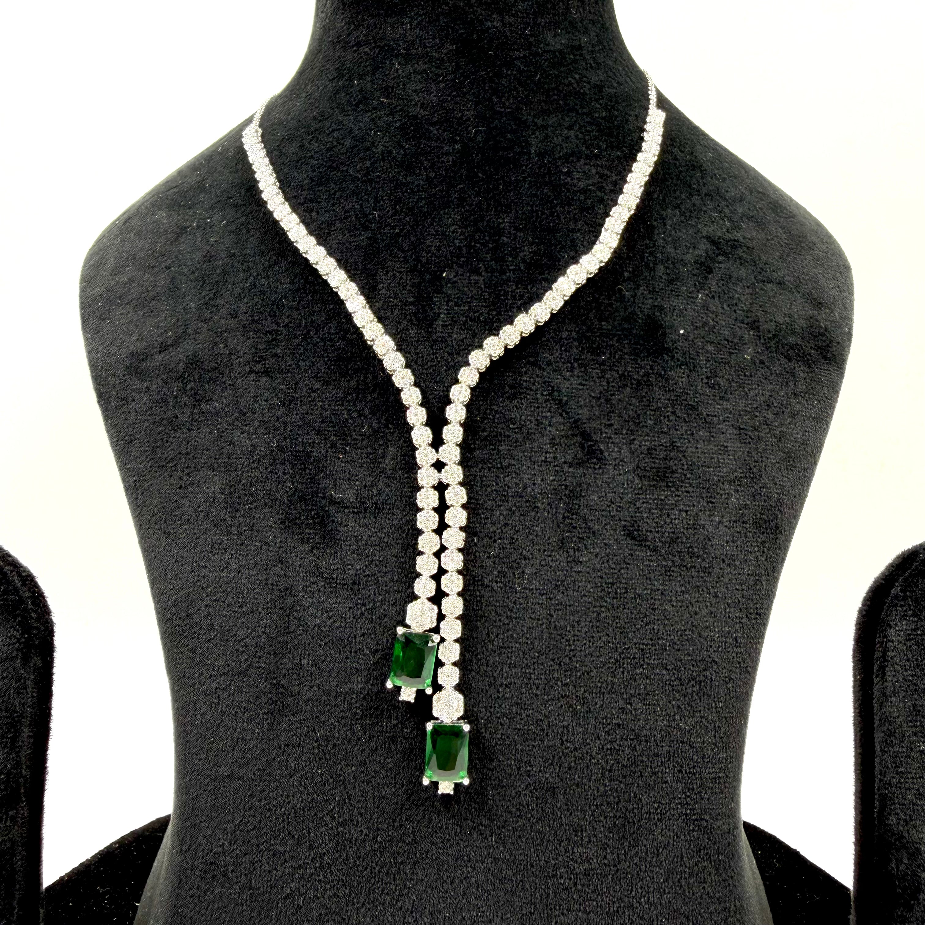 Double drop emerald necklace in 925 silver