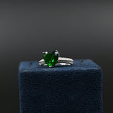 Elegant Emerelle silver ring design