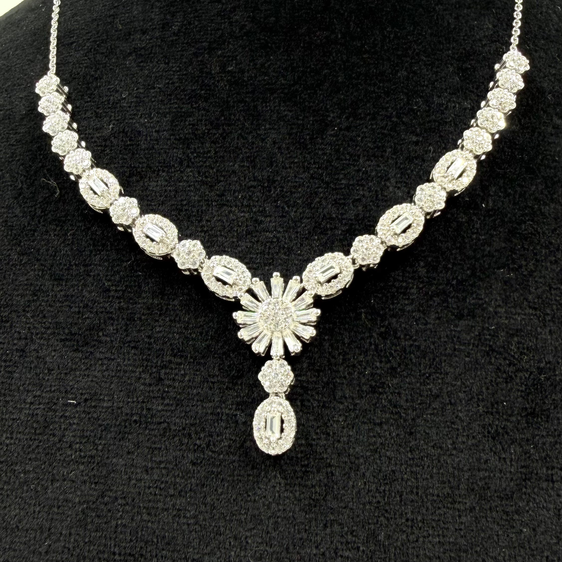 Elegant Moonbeam Radiance Necklace for women