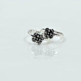 Floral Phoolira toe ring design