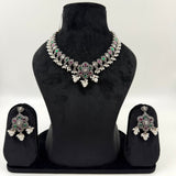 Indian style necklace for festive look