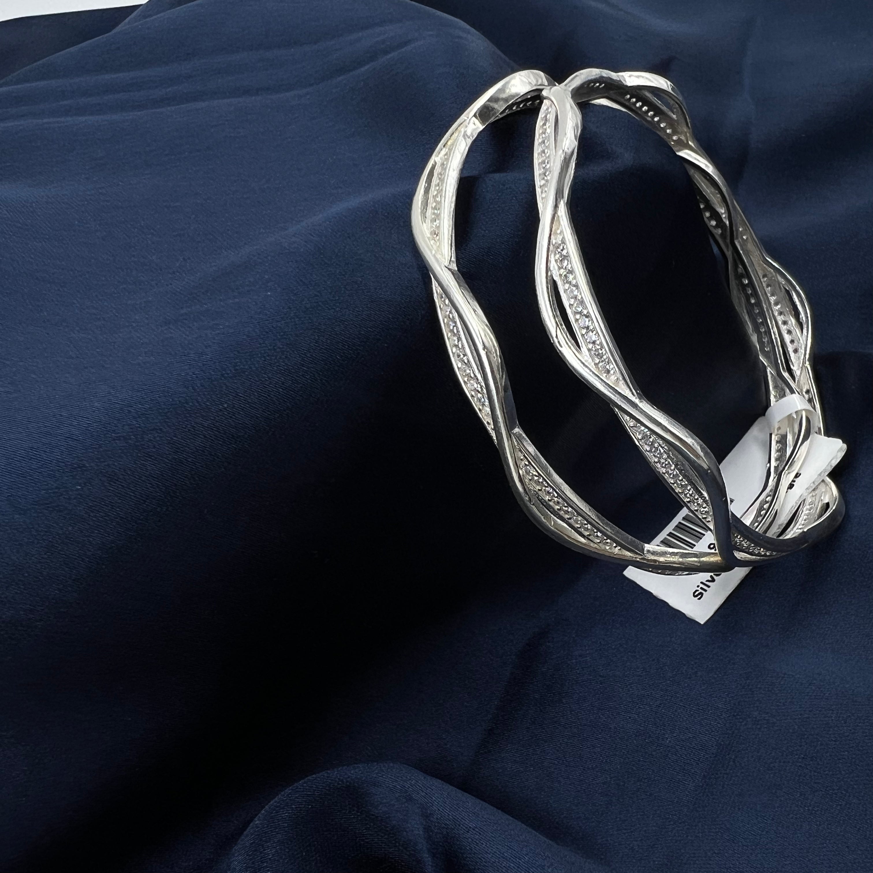 ladies sleekwave bangles