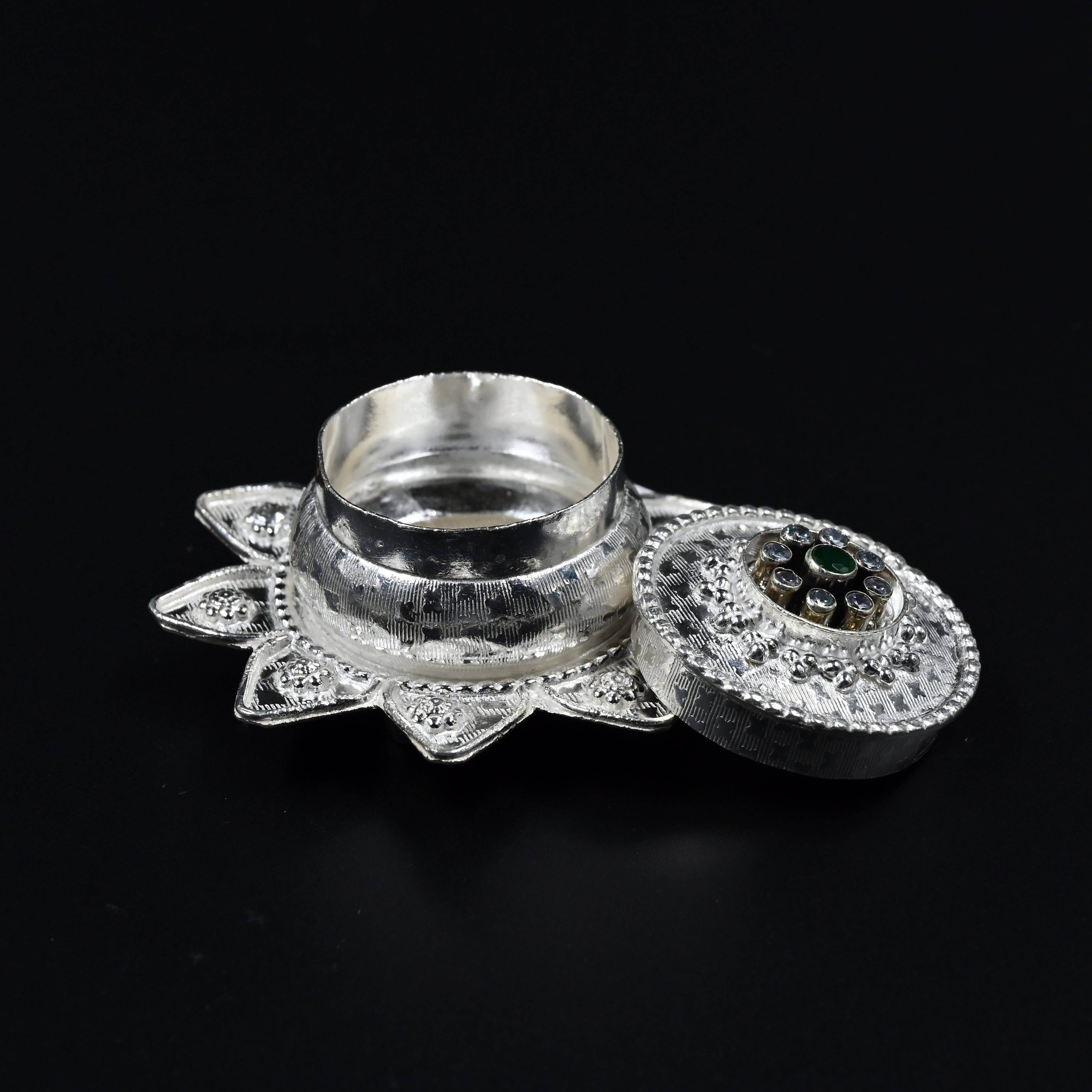 Lotus silver keepsake box design