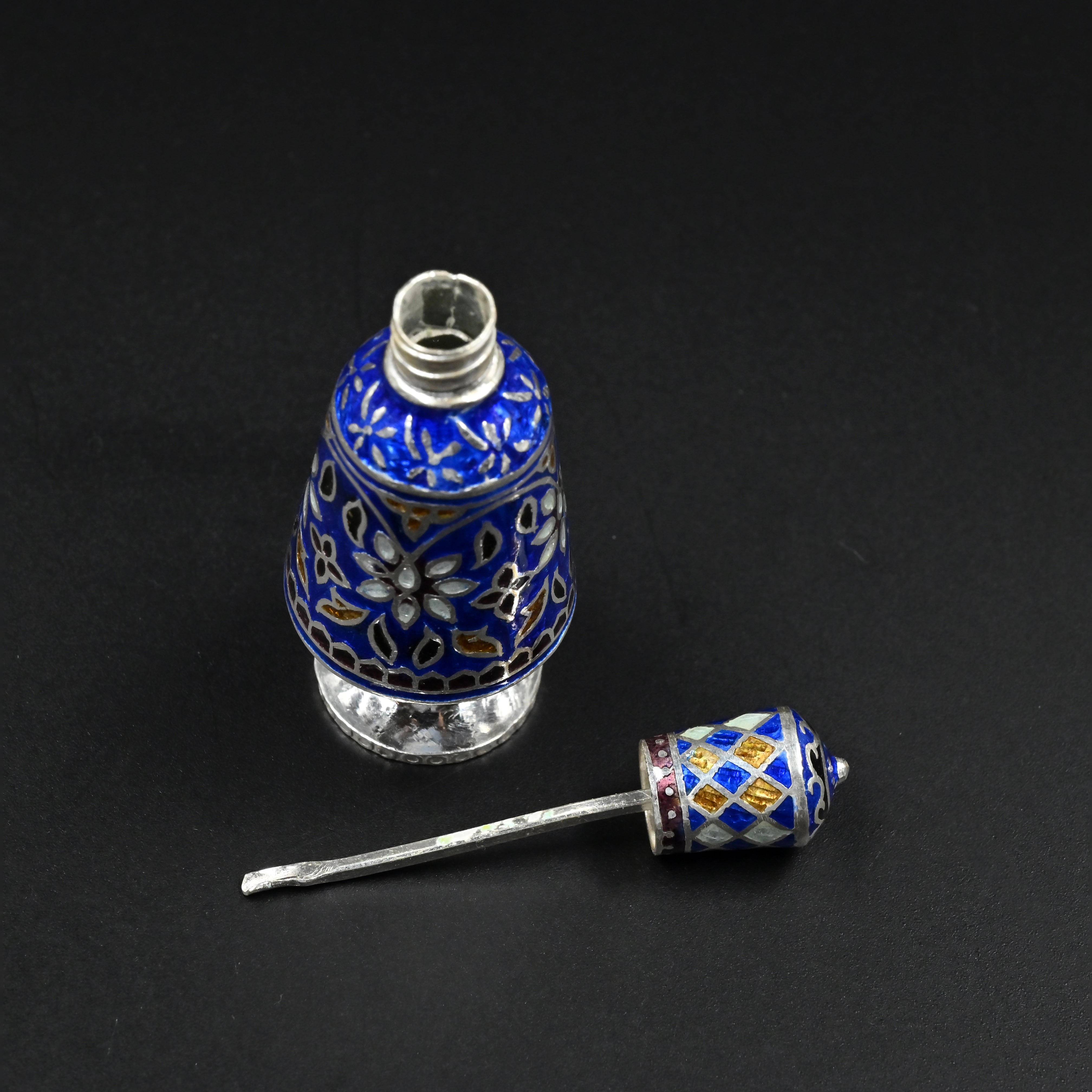 Lotus silver surmedani design