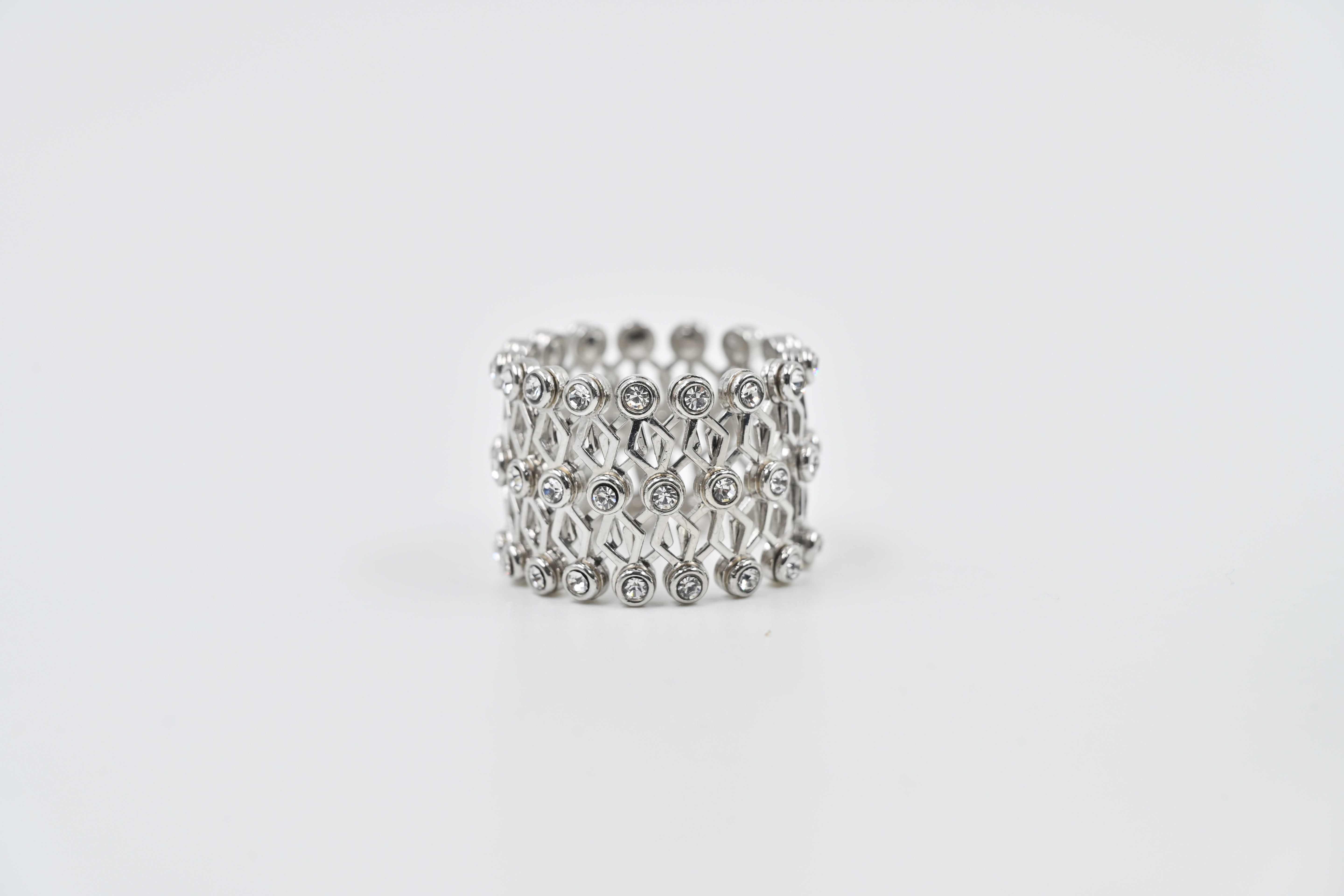Openwork silver lattice ring