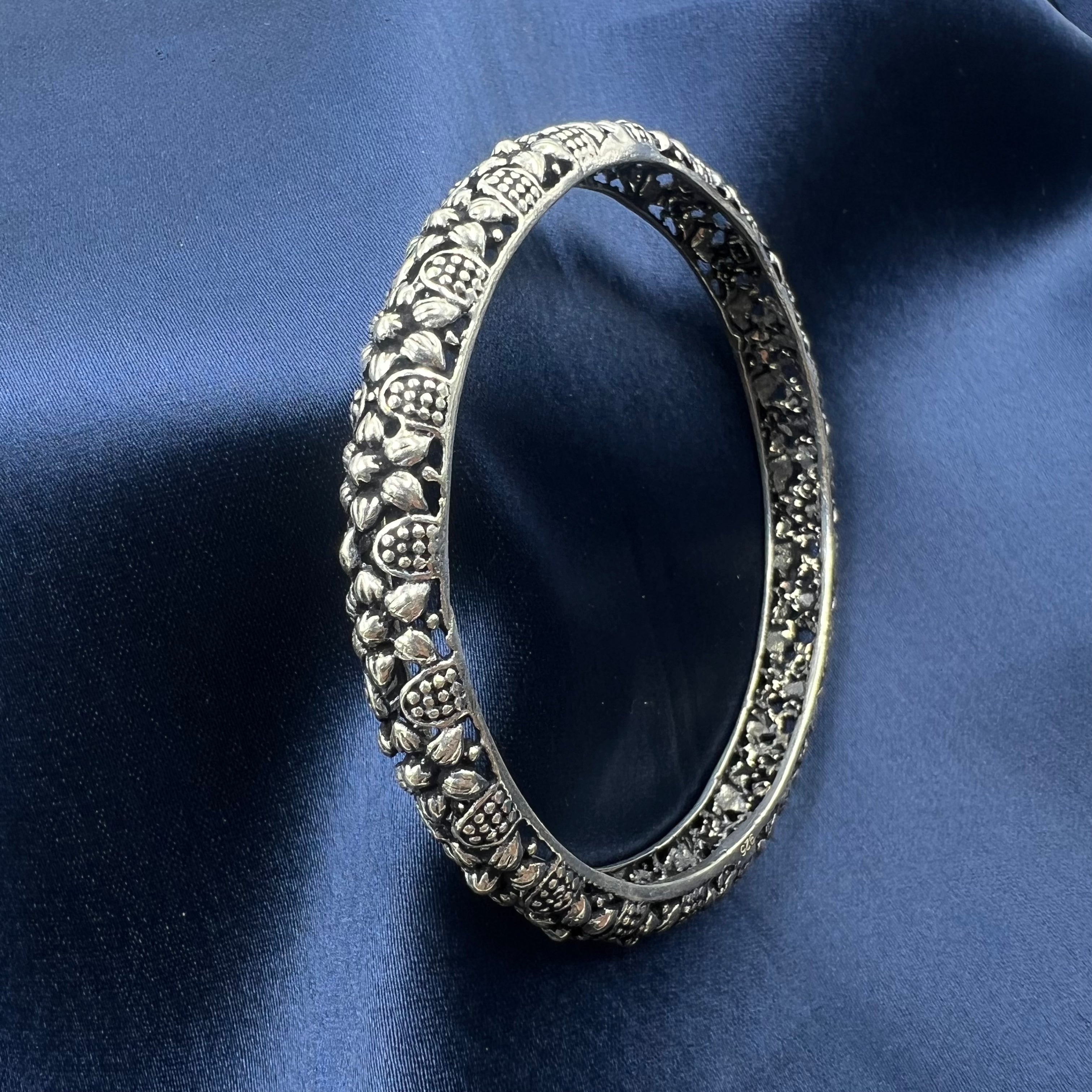premium 925 anika bangles
