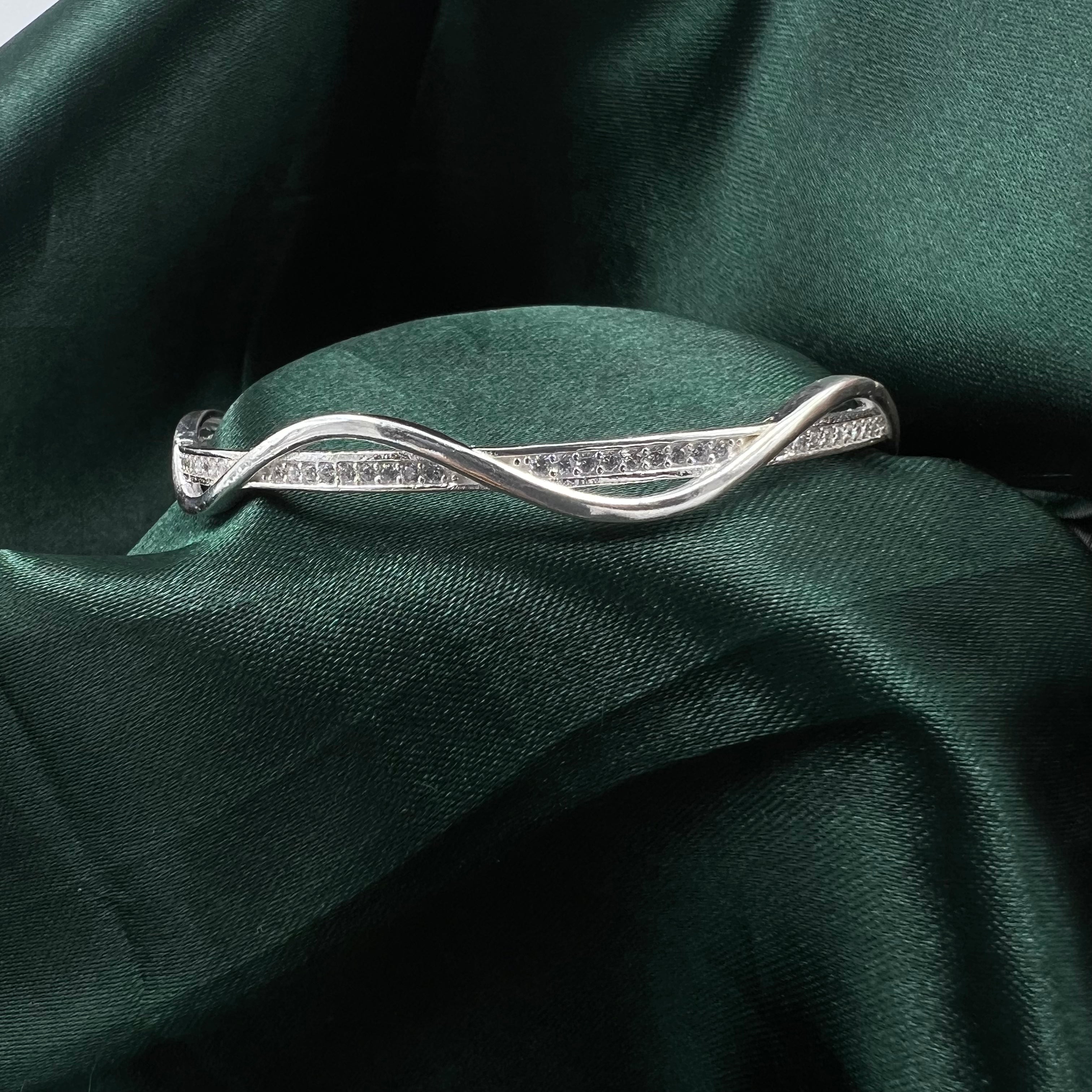premium sleekwave silver