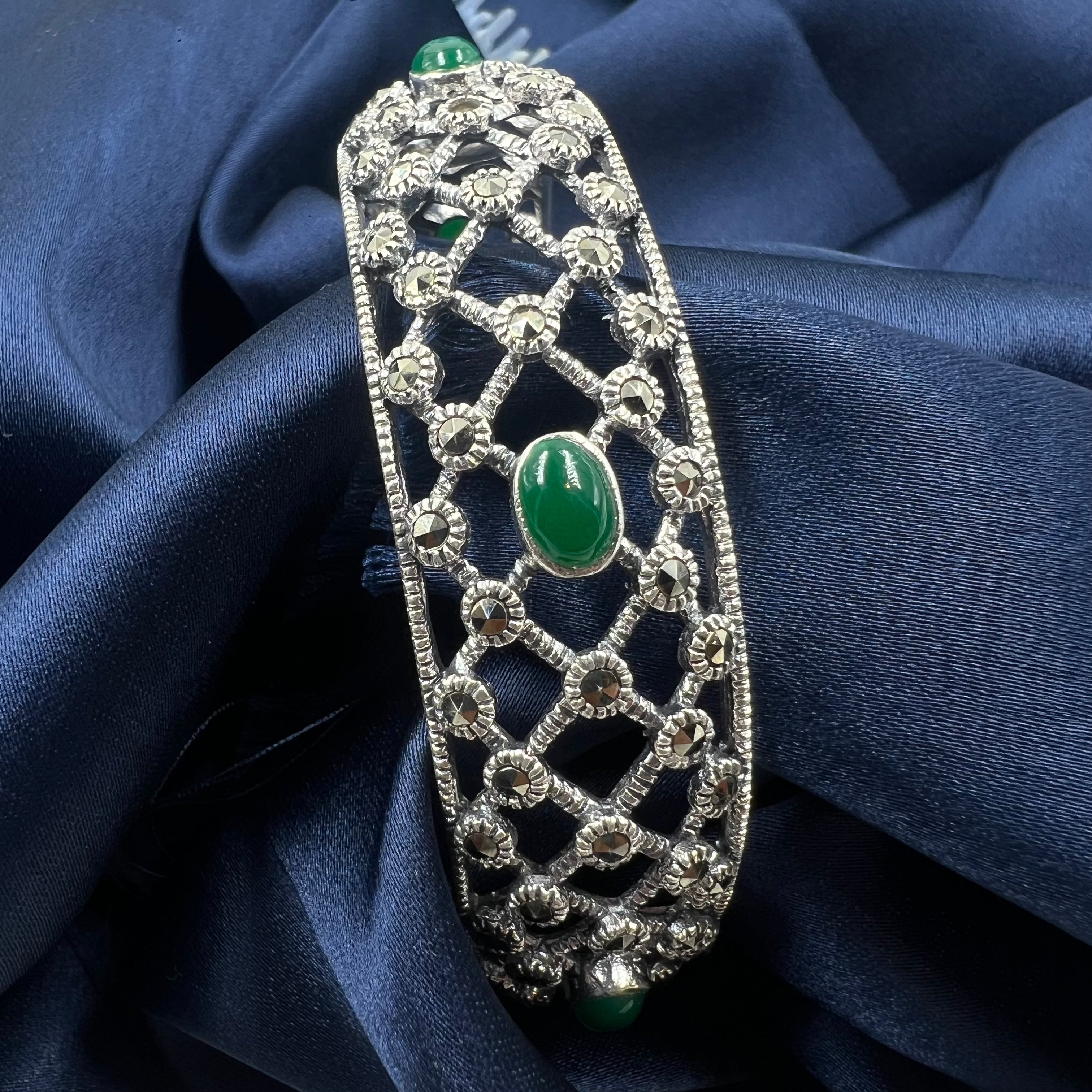 saanvi bangle classic