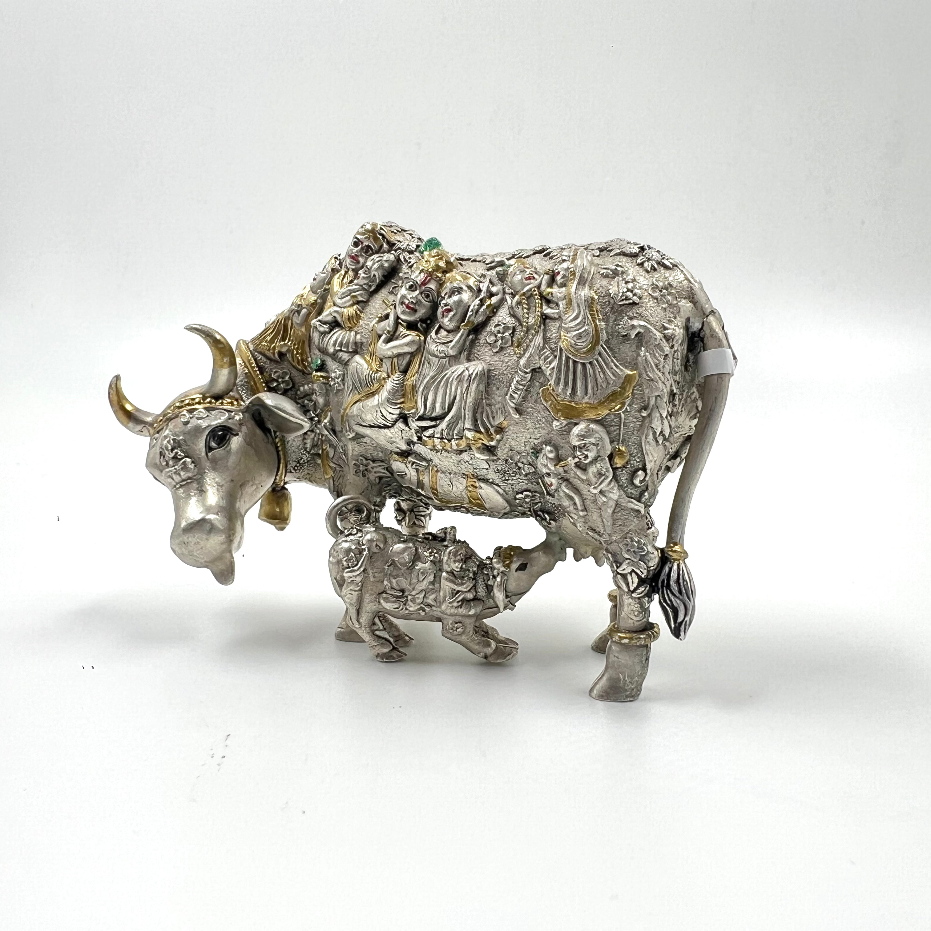 Spiritual idol decor piece