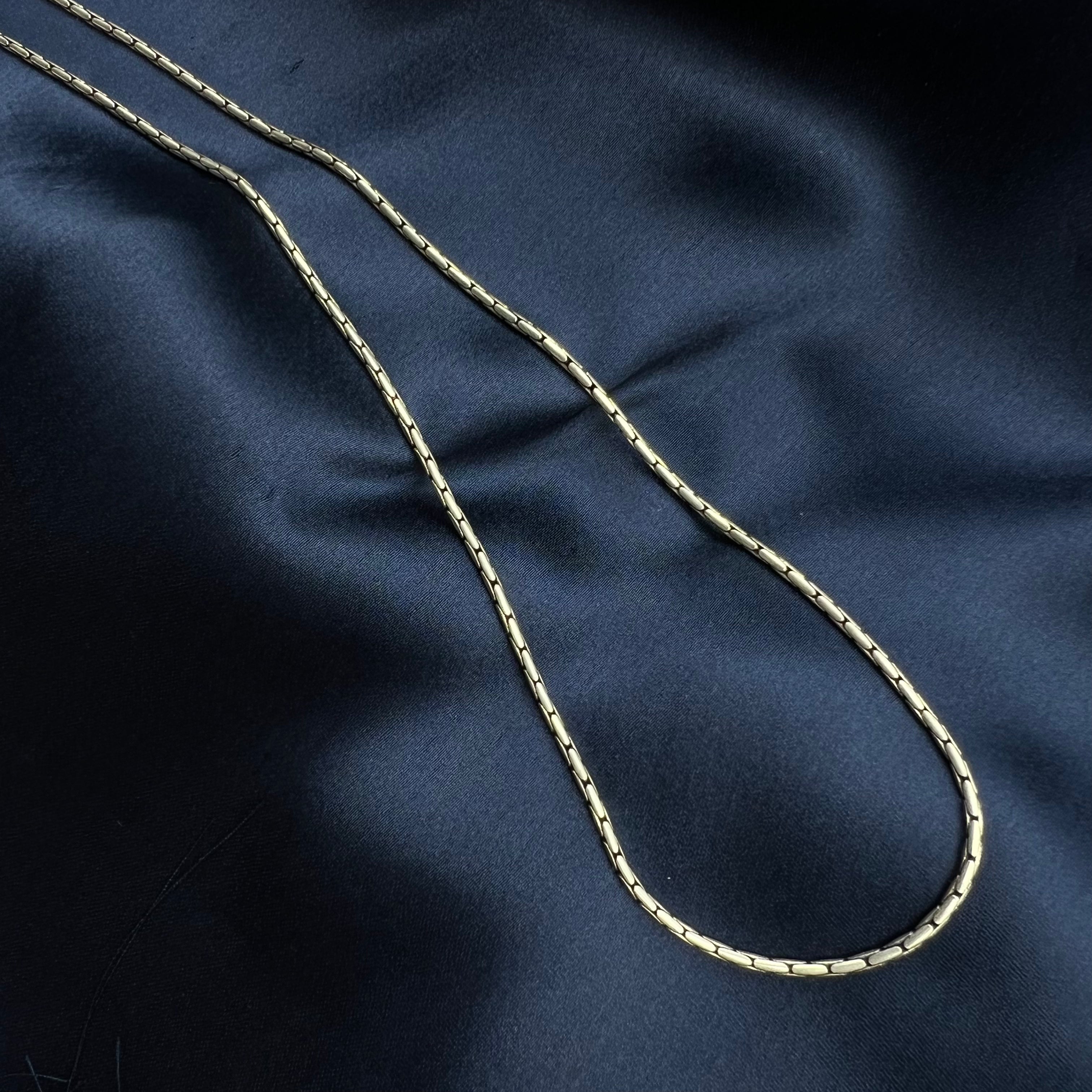 Stylish Sterlo Men’s Silver Chain